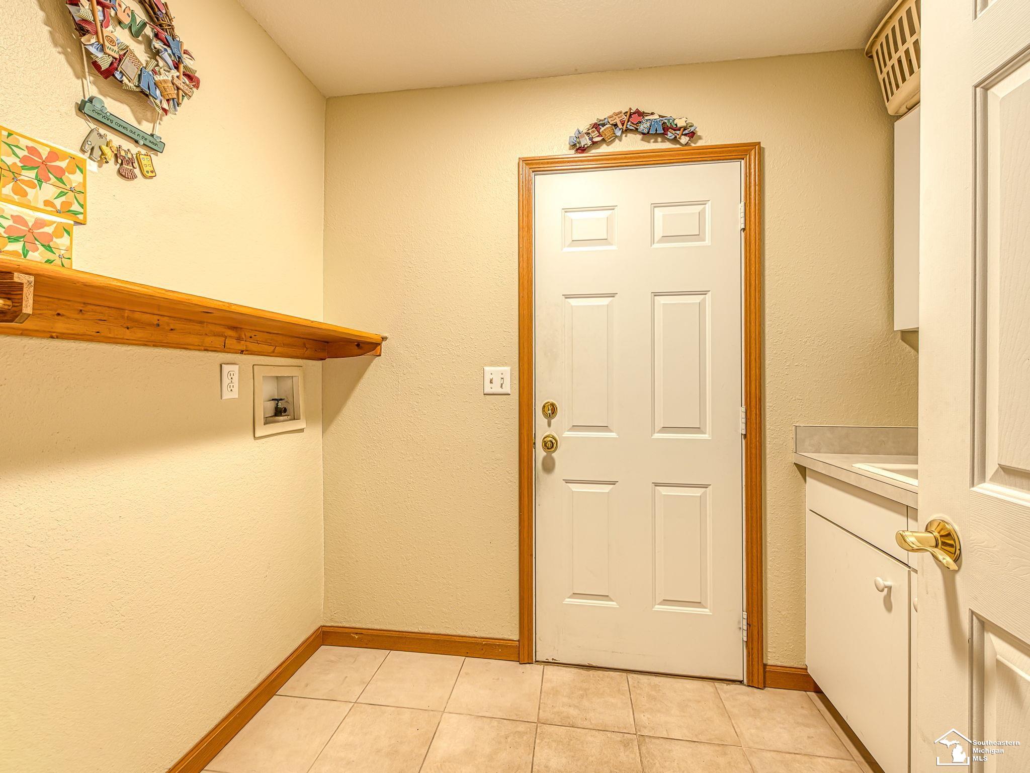 14353 Canterbury Lane, Monroe, MI, 48161