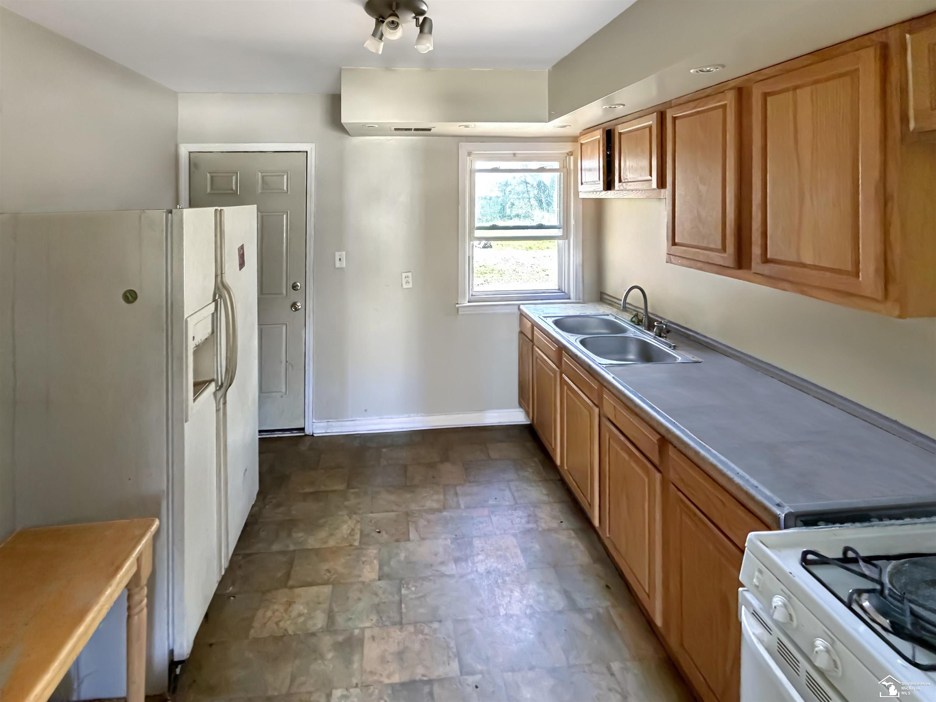 622 Church Street, Monroe, MI, 48161