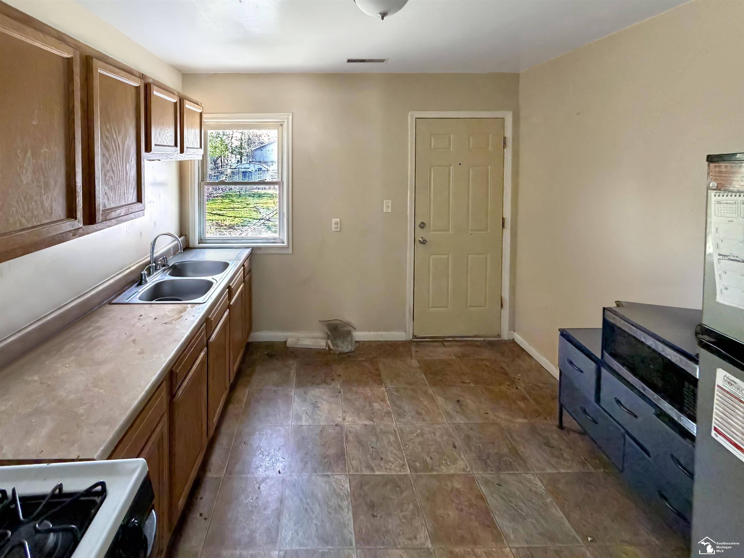 622 Church Street, Monroe, MI, 48161