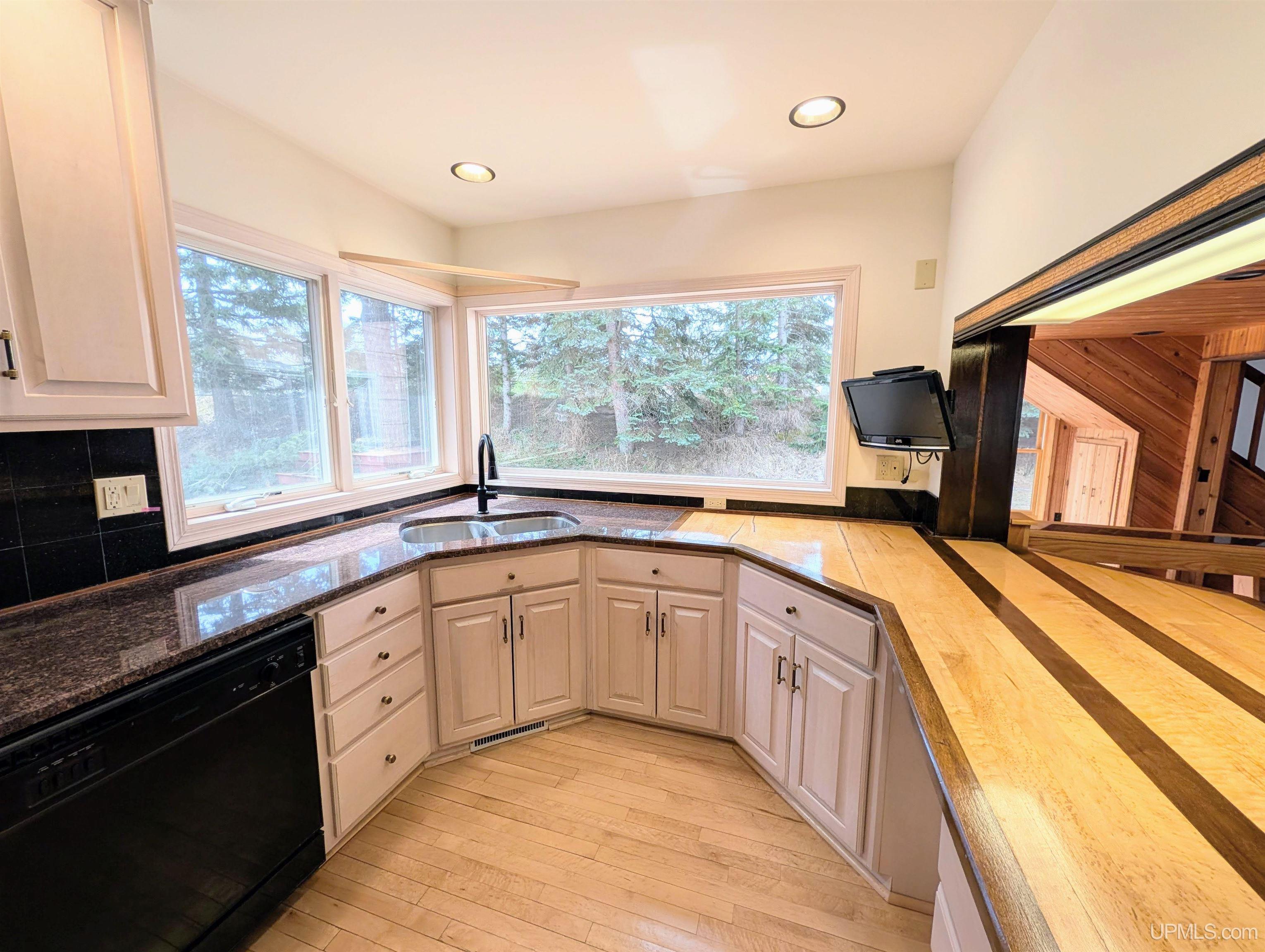 MLS 50205462 Large photo number 17 