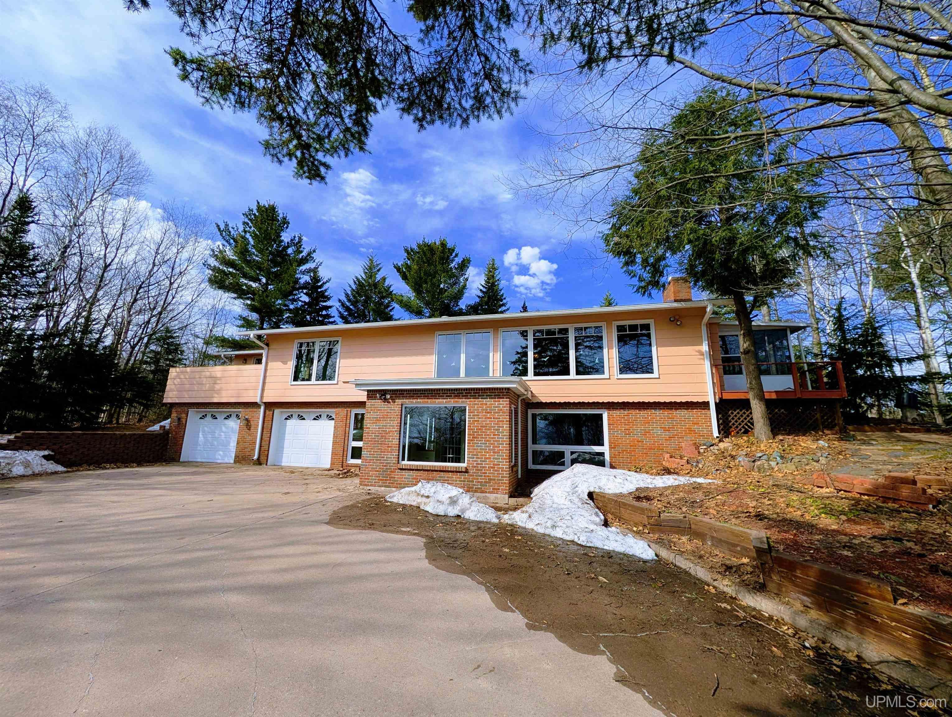 MLS 50205462 Large photo number 4 