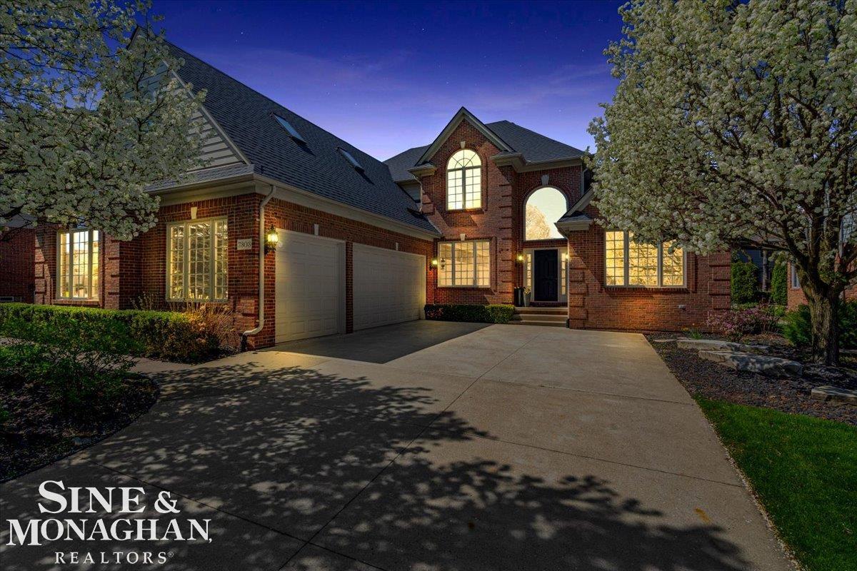 Megan Webster Featured Listings