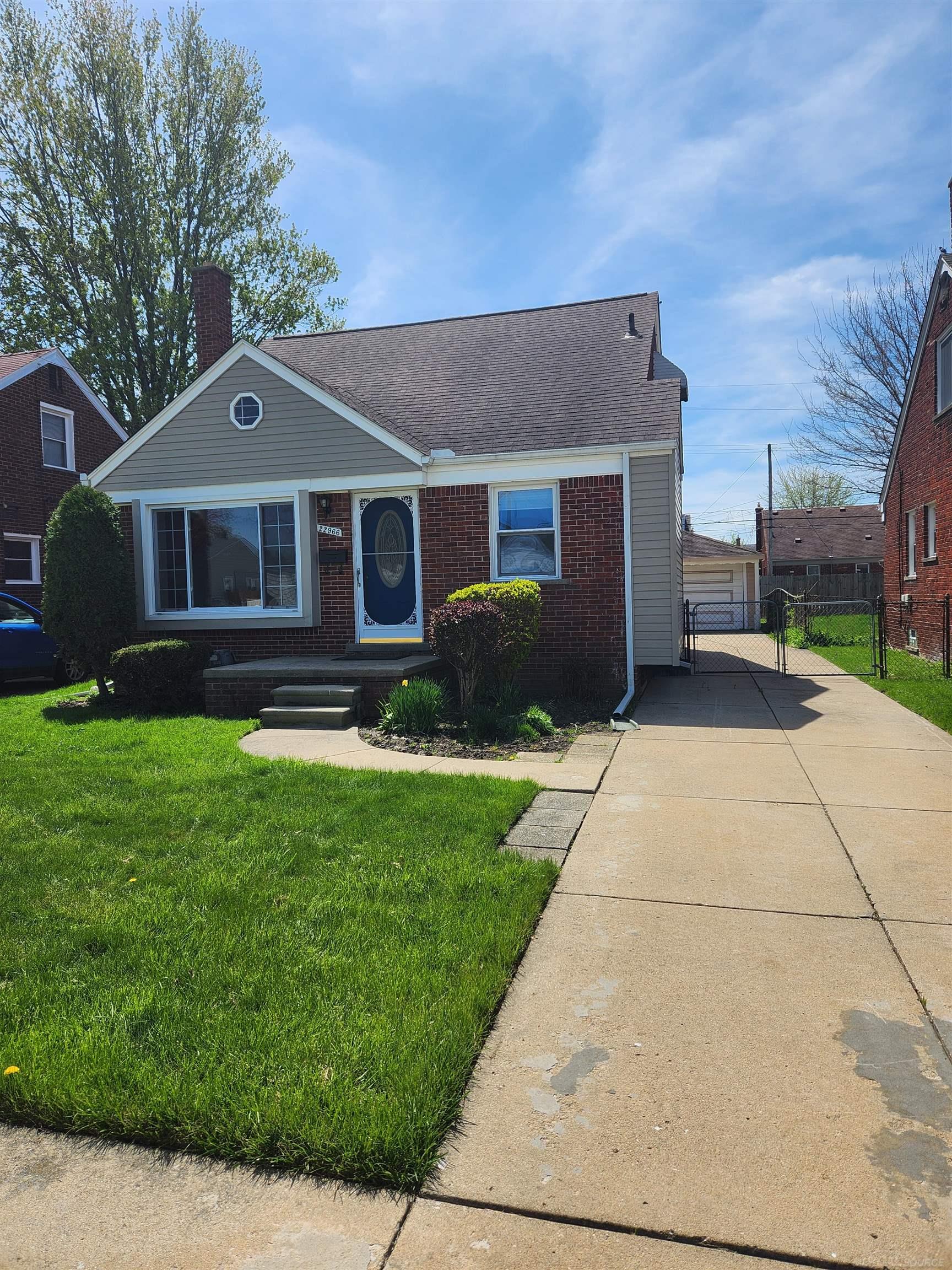 22966 California Street, Saint Clair Shores, MI, 48080