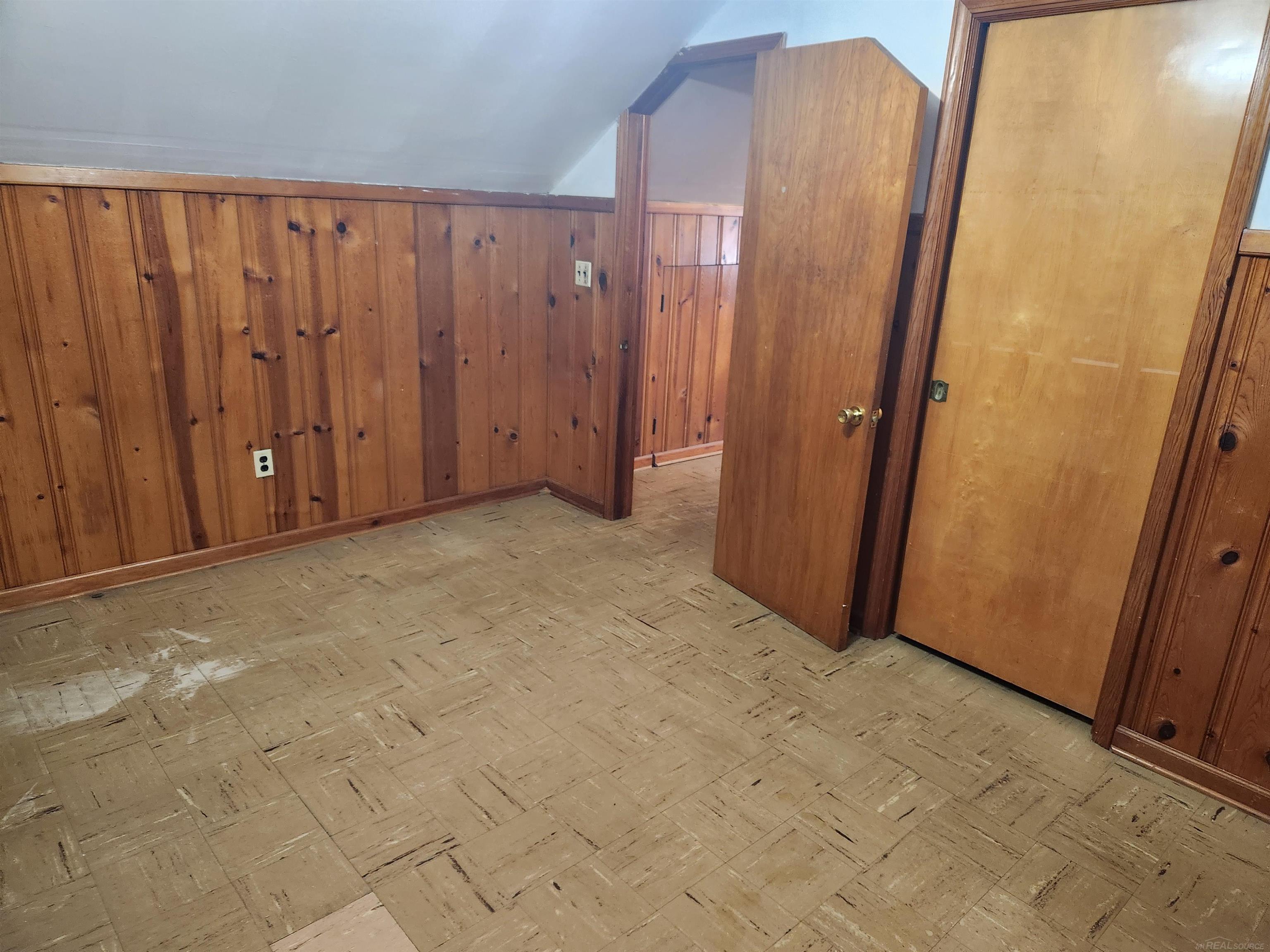 22966 California Street, Saint Clair Shores, MI, 48080