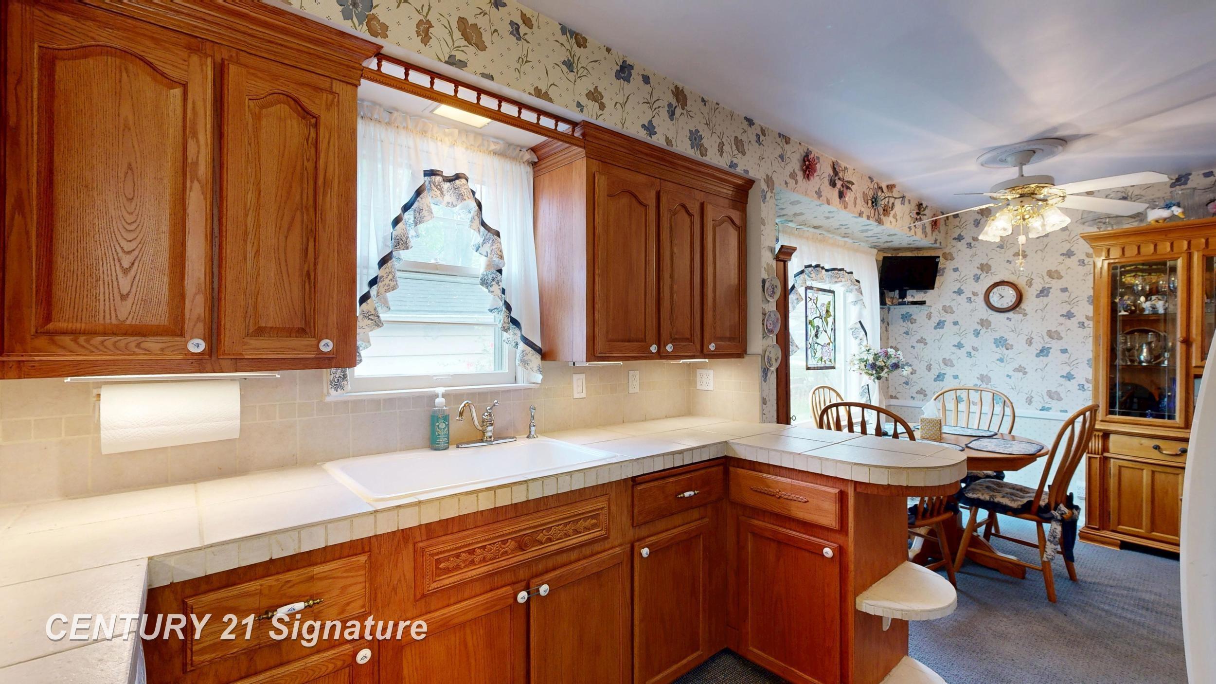 1823 Greenbrook Lane, Flint, MI, 48507