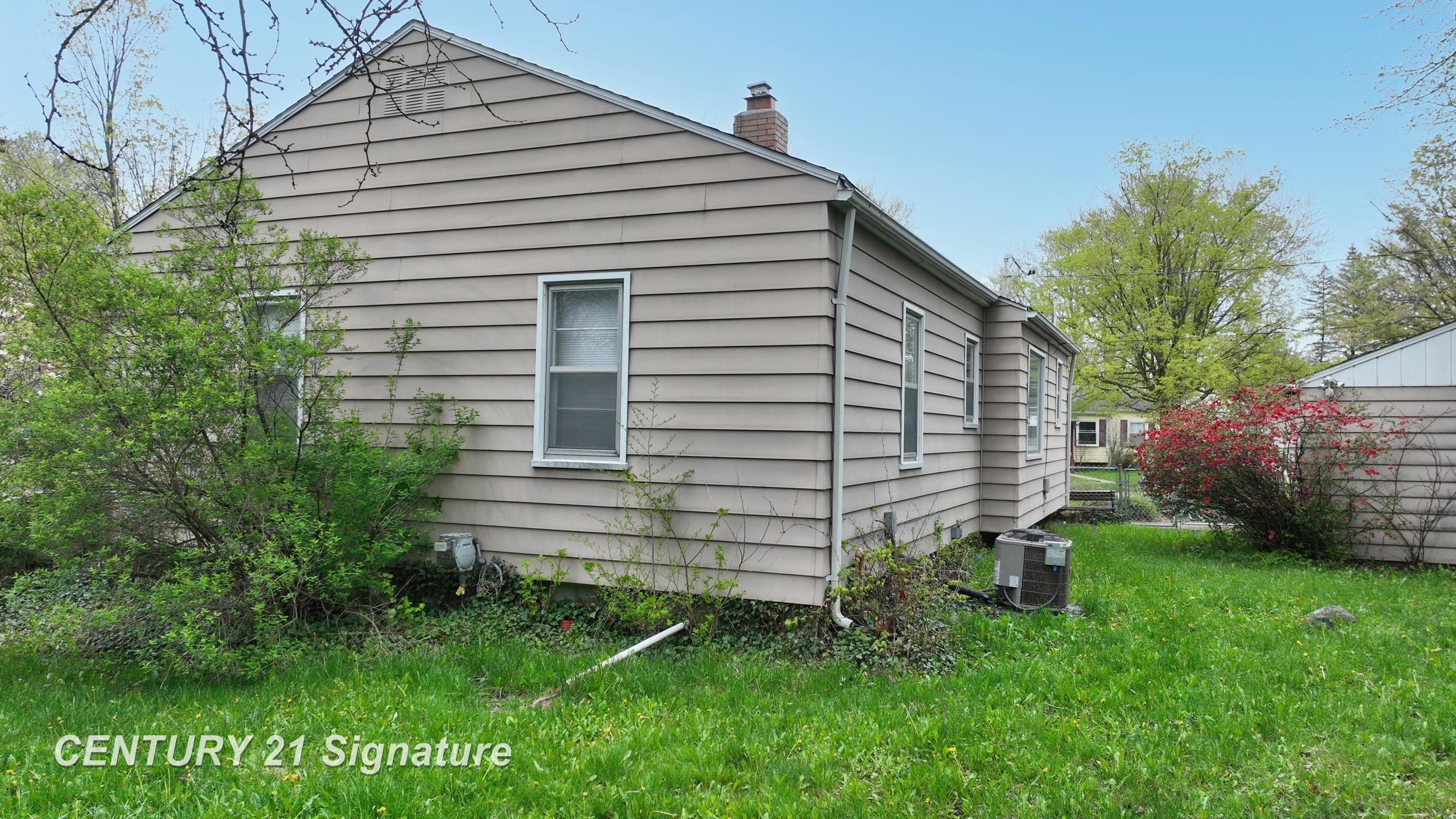1823 Greenbrook Lane, Flint, MI, 48507