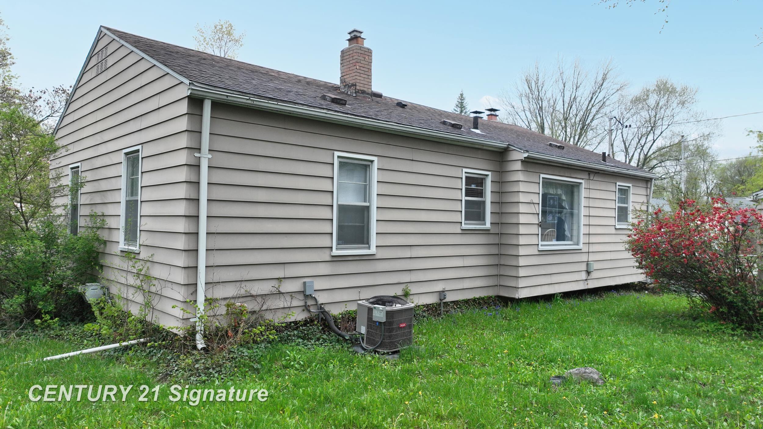1823 Greenbrook Lane, Flint, MI, 48507