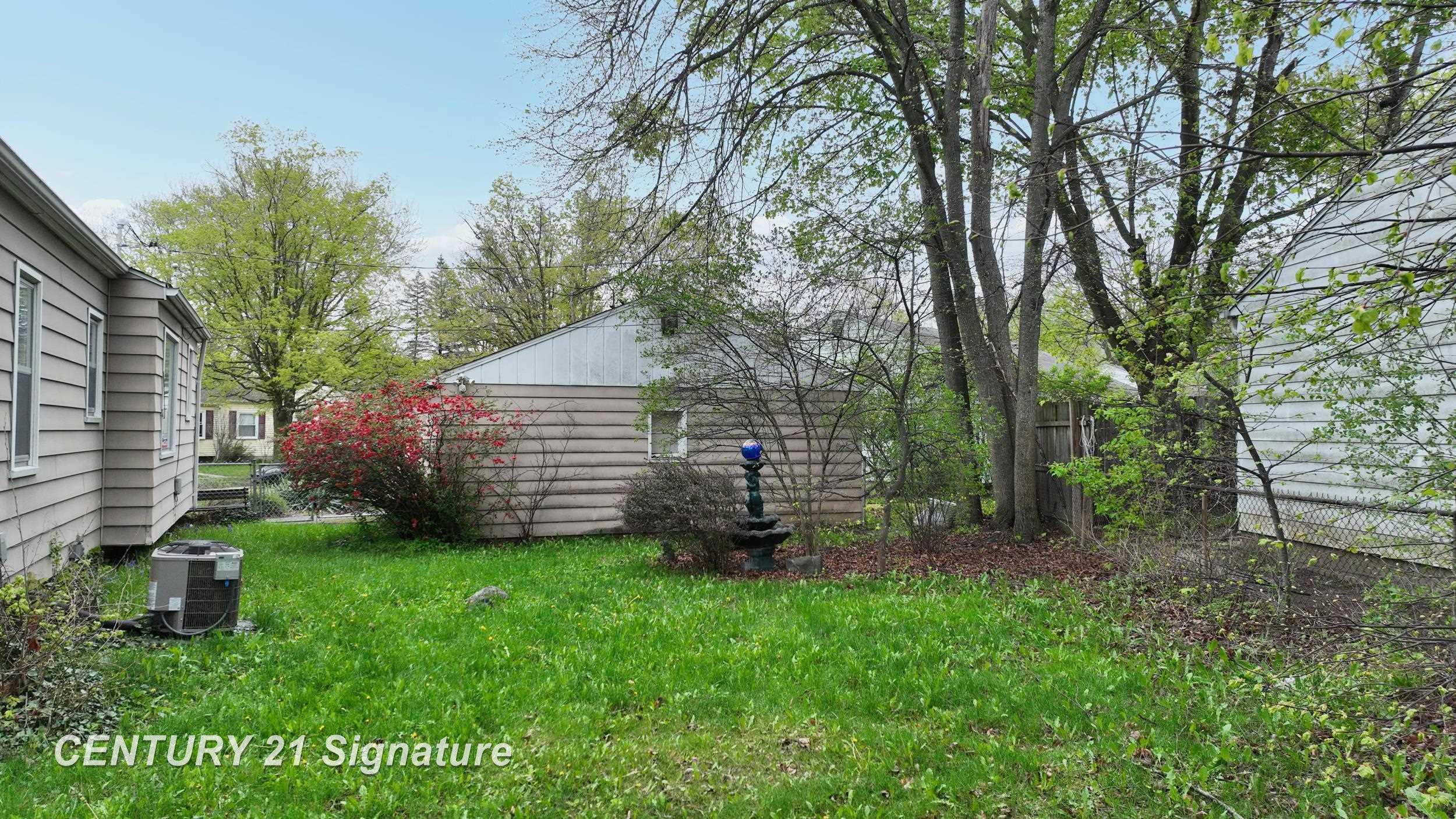 1823 Greenbrook Lane, Flint, MI, 48507