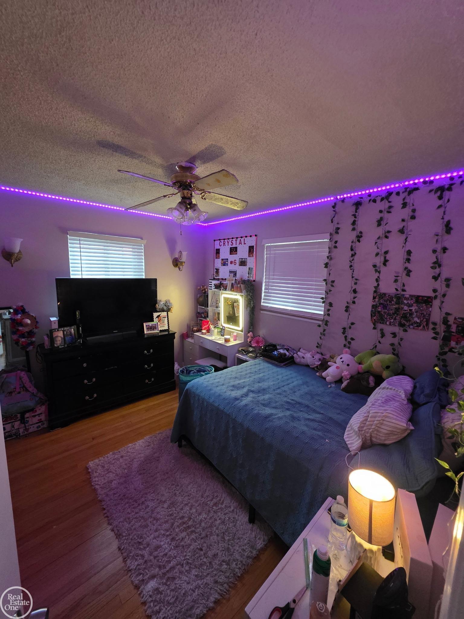 8053 Virginia Park Street, Center Line, MI, 48015