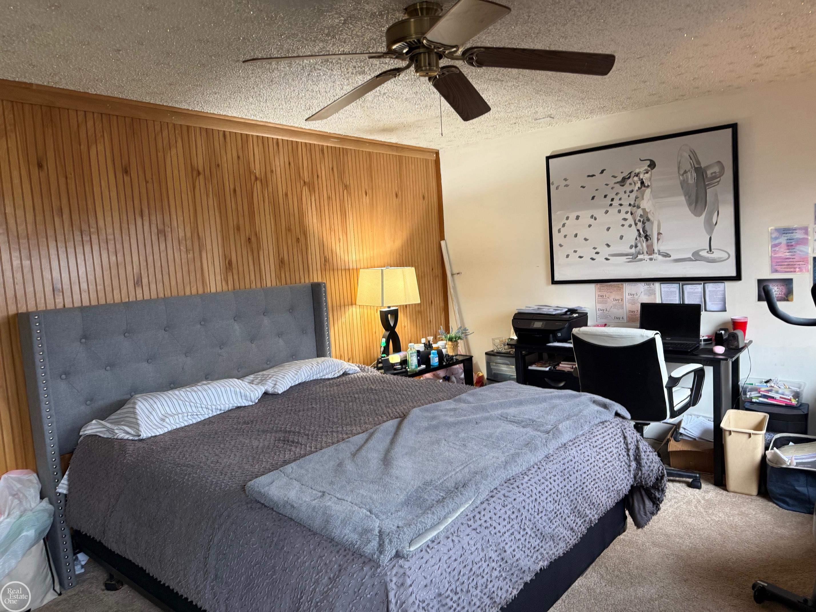 8053 Virginia Park Street, Center Line, MI, 48015