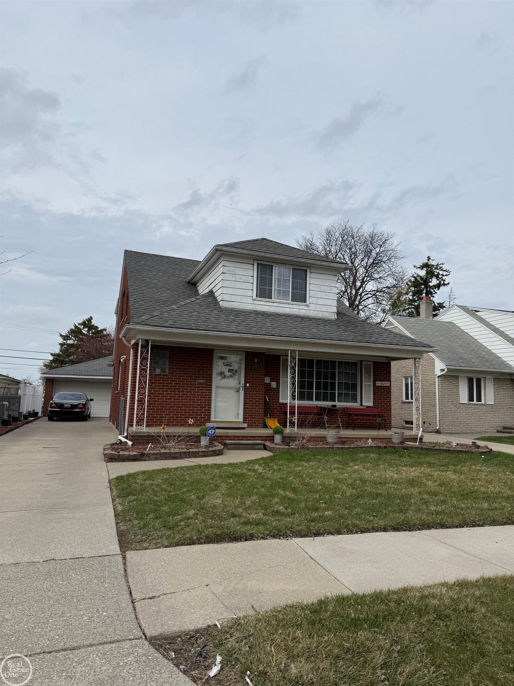 8053 Virginia Park Street, Center Line, MI, 48015