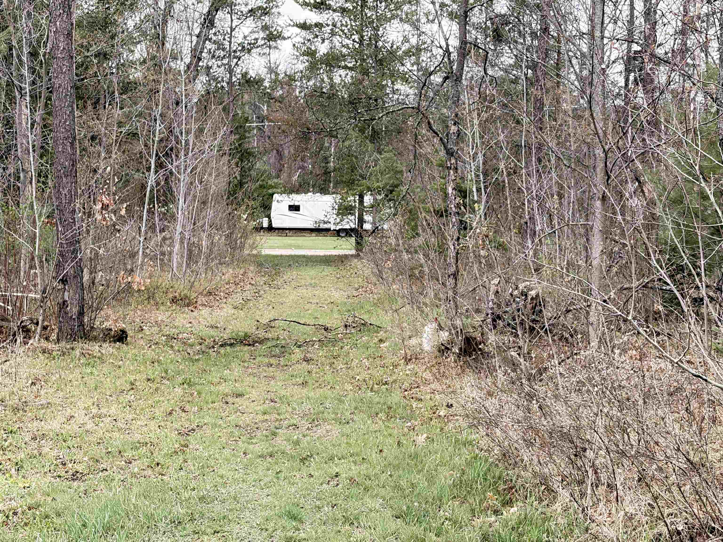 W Trail, Harrison, MI, 48625