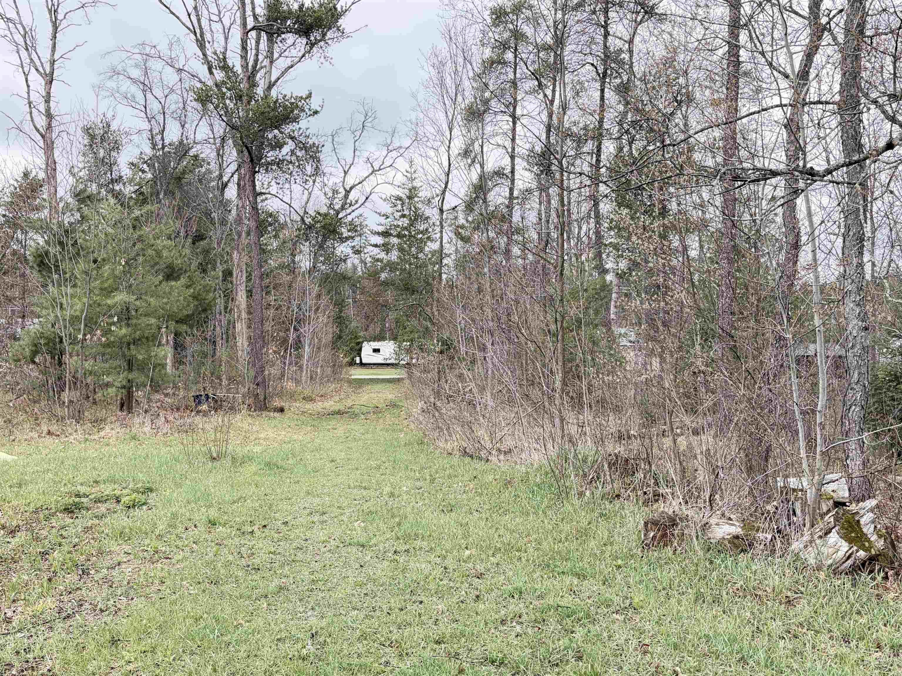 W Trail, Harrison, MI, 48625