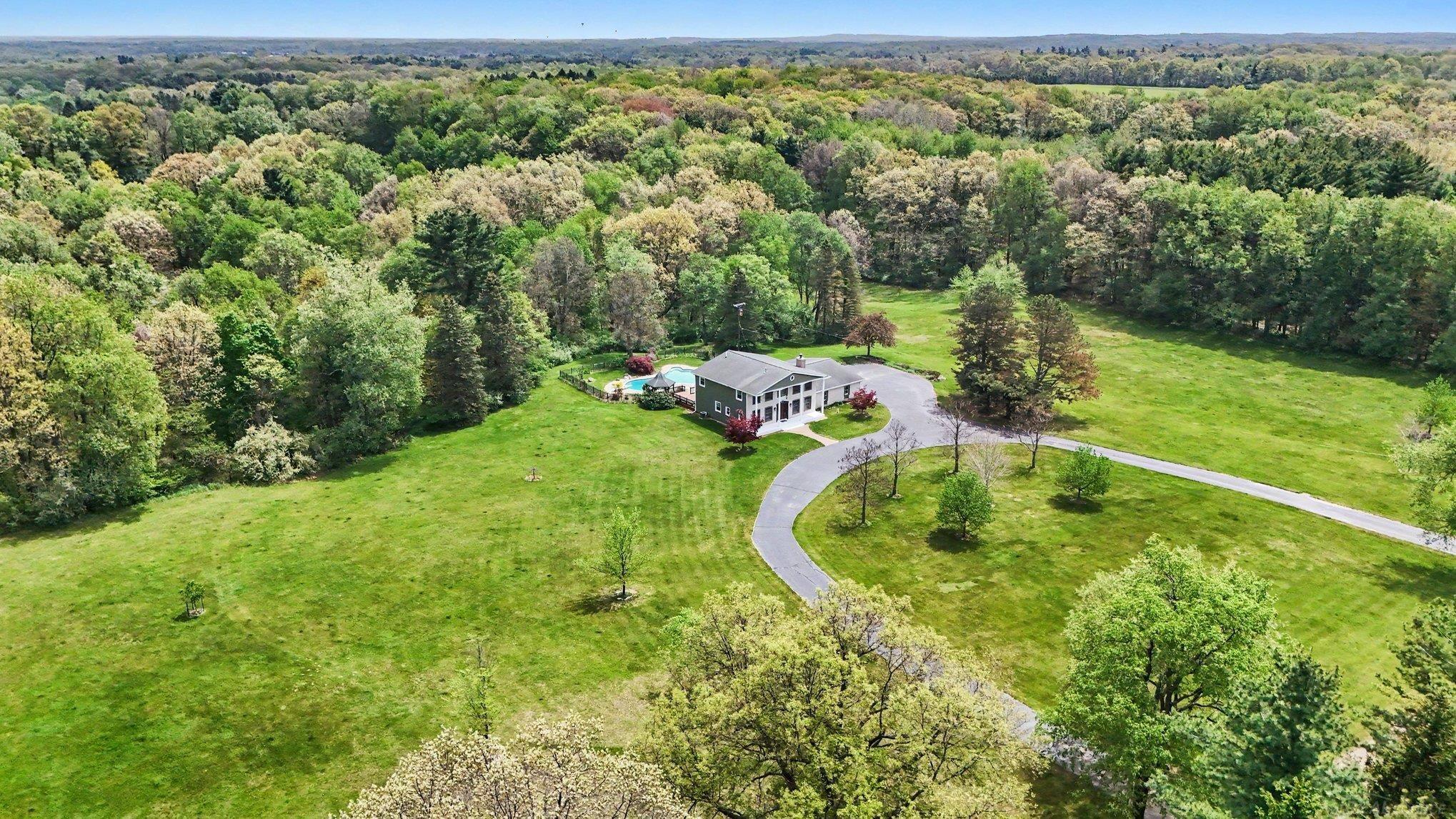 3285 Hosner Road photo 6