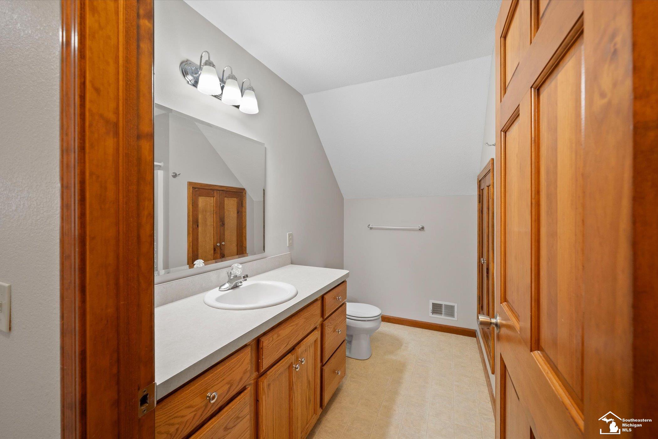 8911 Schroeder Road, Riga, MI, 49276