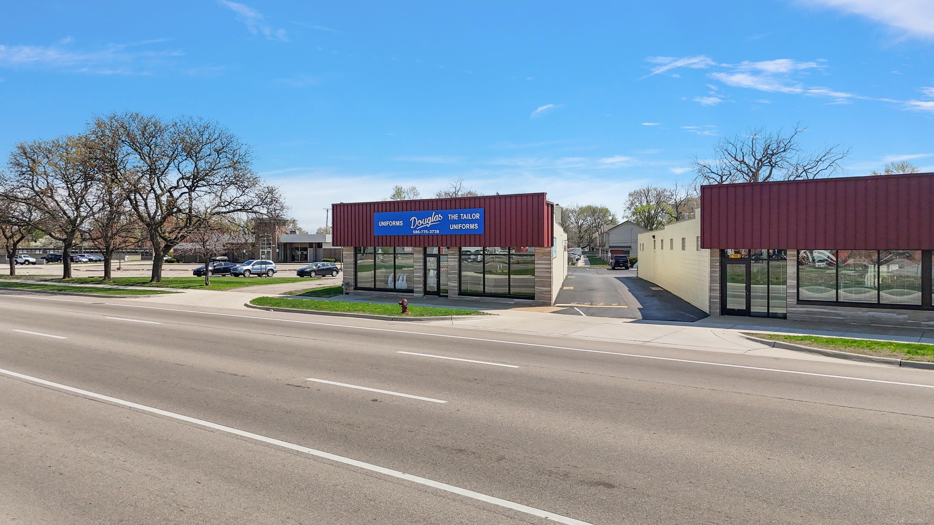 27920 Gratiot Avenue, Roseville, MI, 48066