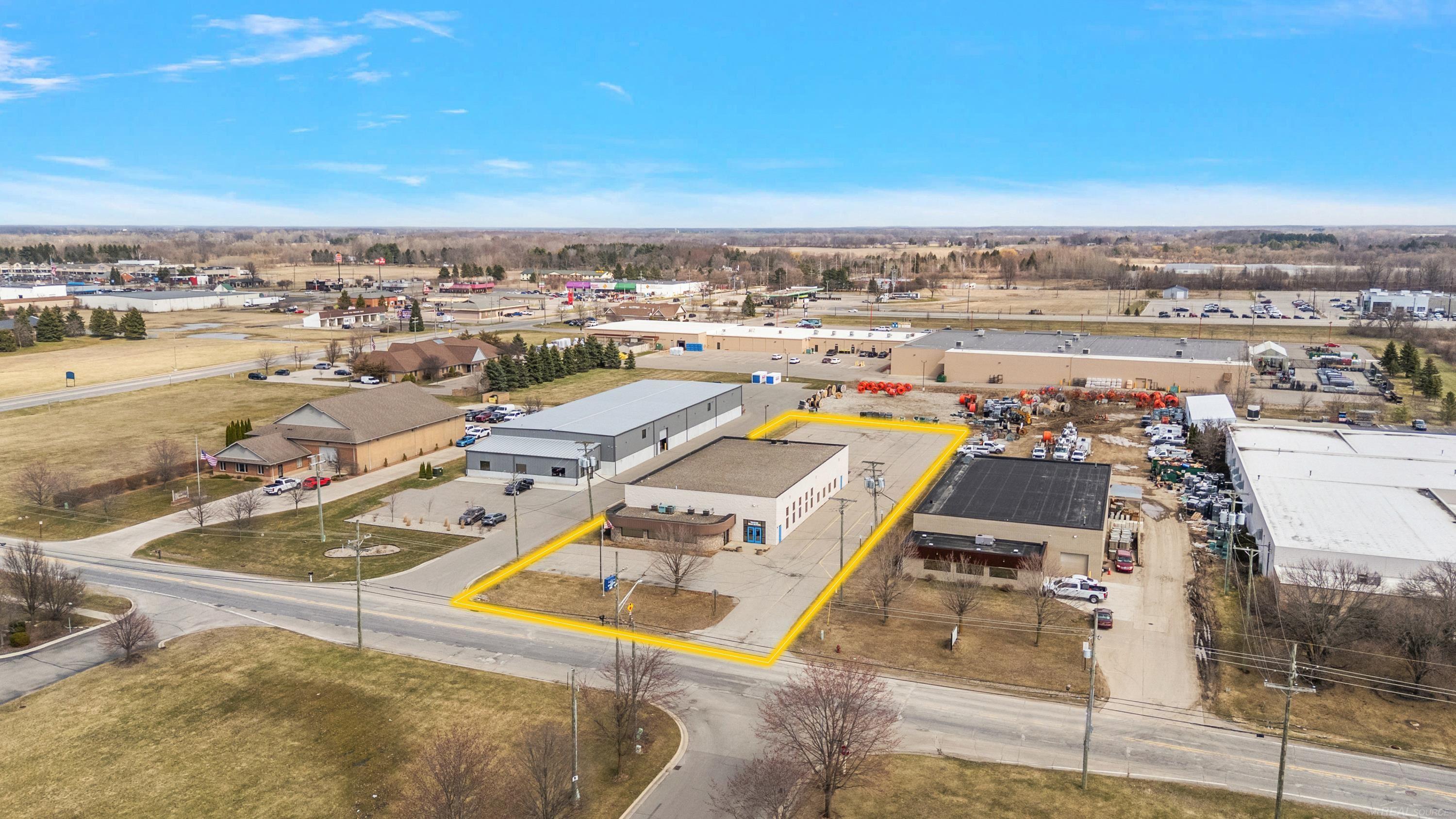 2061 S. Almont Avenue, Imlay City, MI, 48444