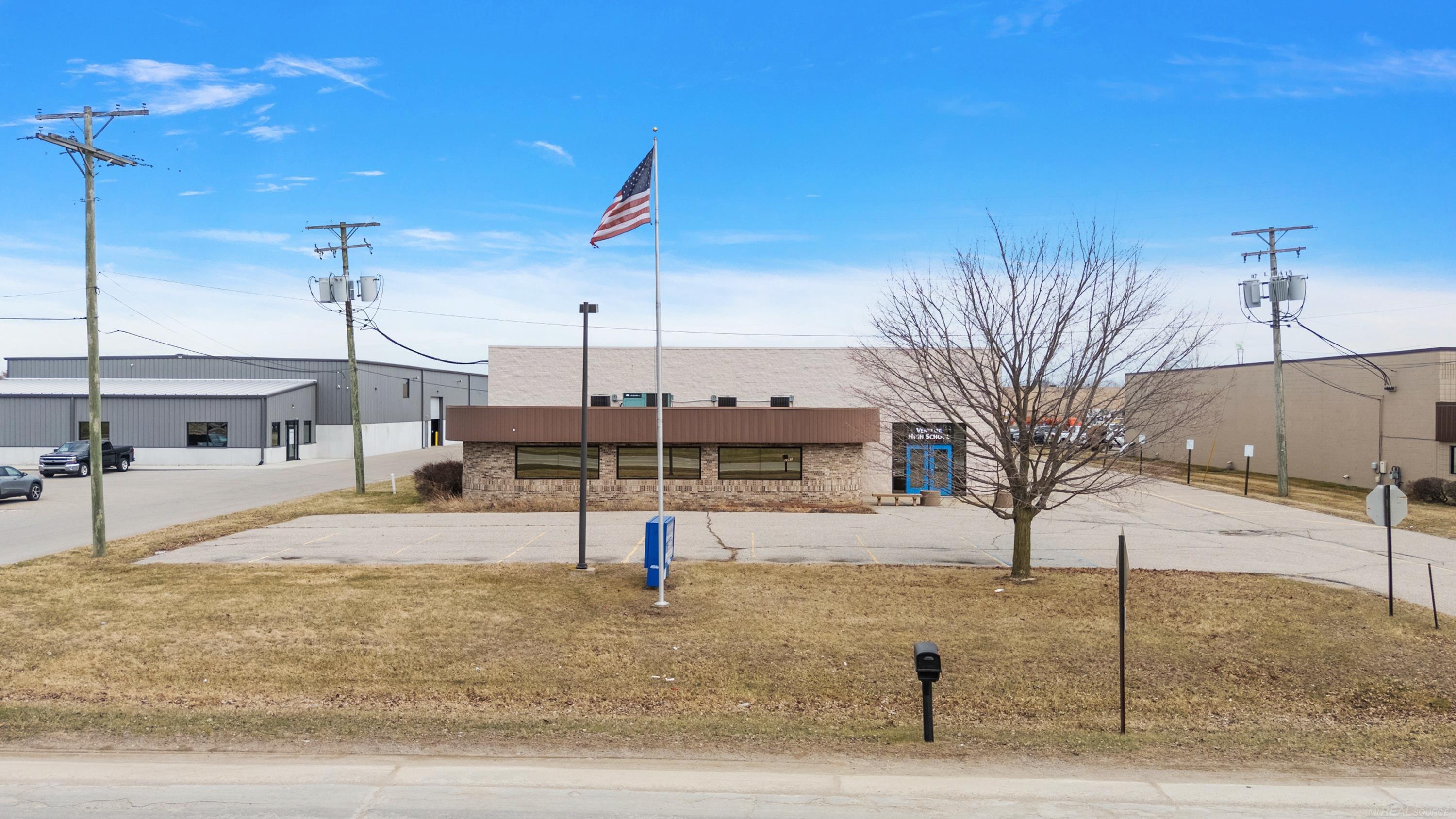 2061 S. Almont Avenue, Imlay City, MI, 48444