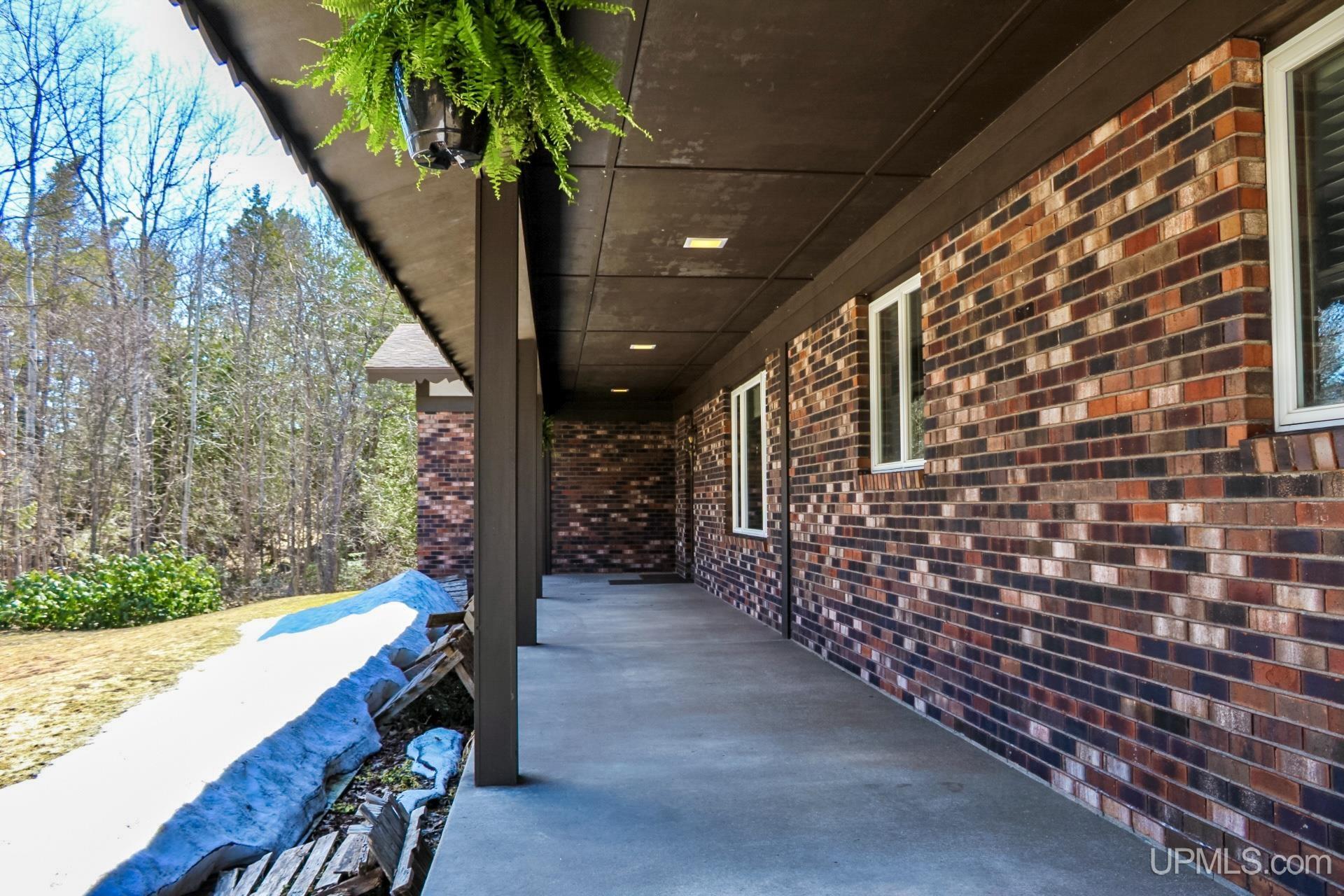 1005 11th Avenue, Houghton, MI, 49931