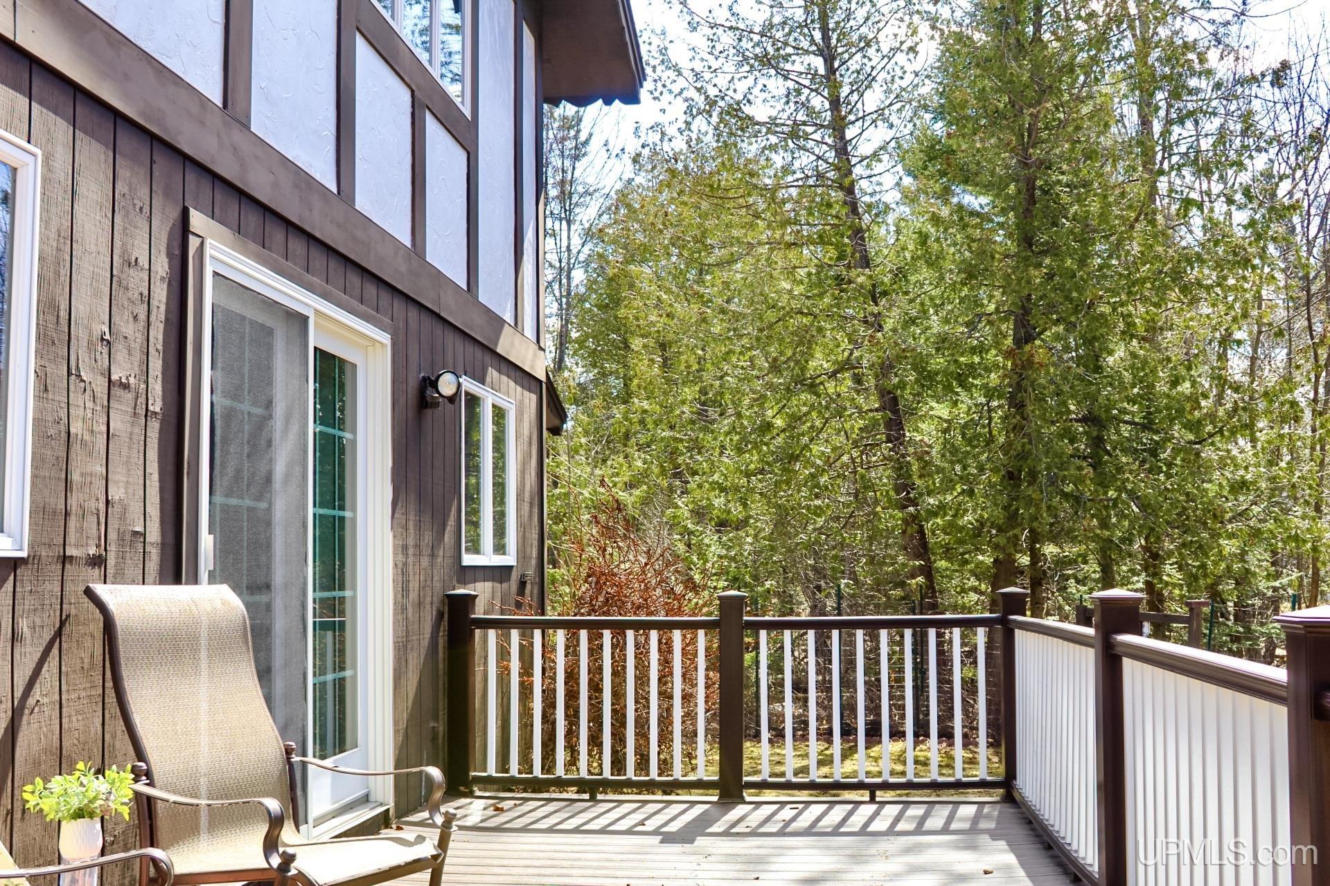 1005 11th Avenue, Houghton, MI, 49931