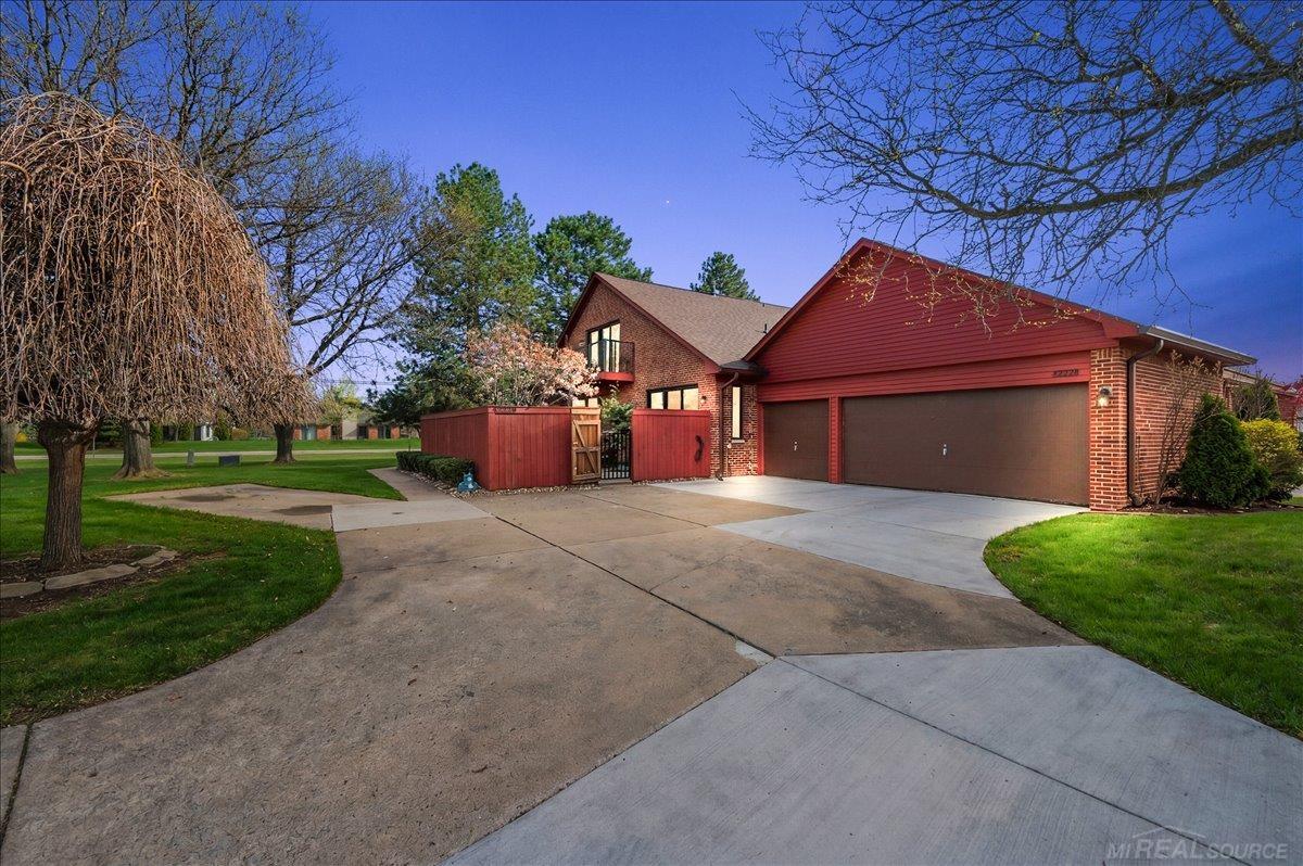 Megan Webster Featured Listings