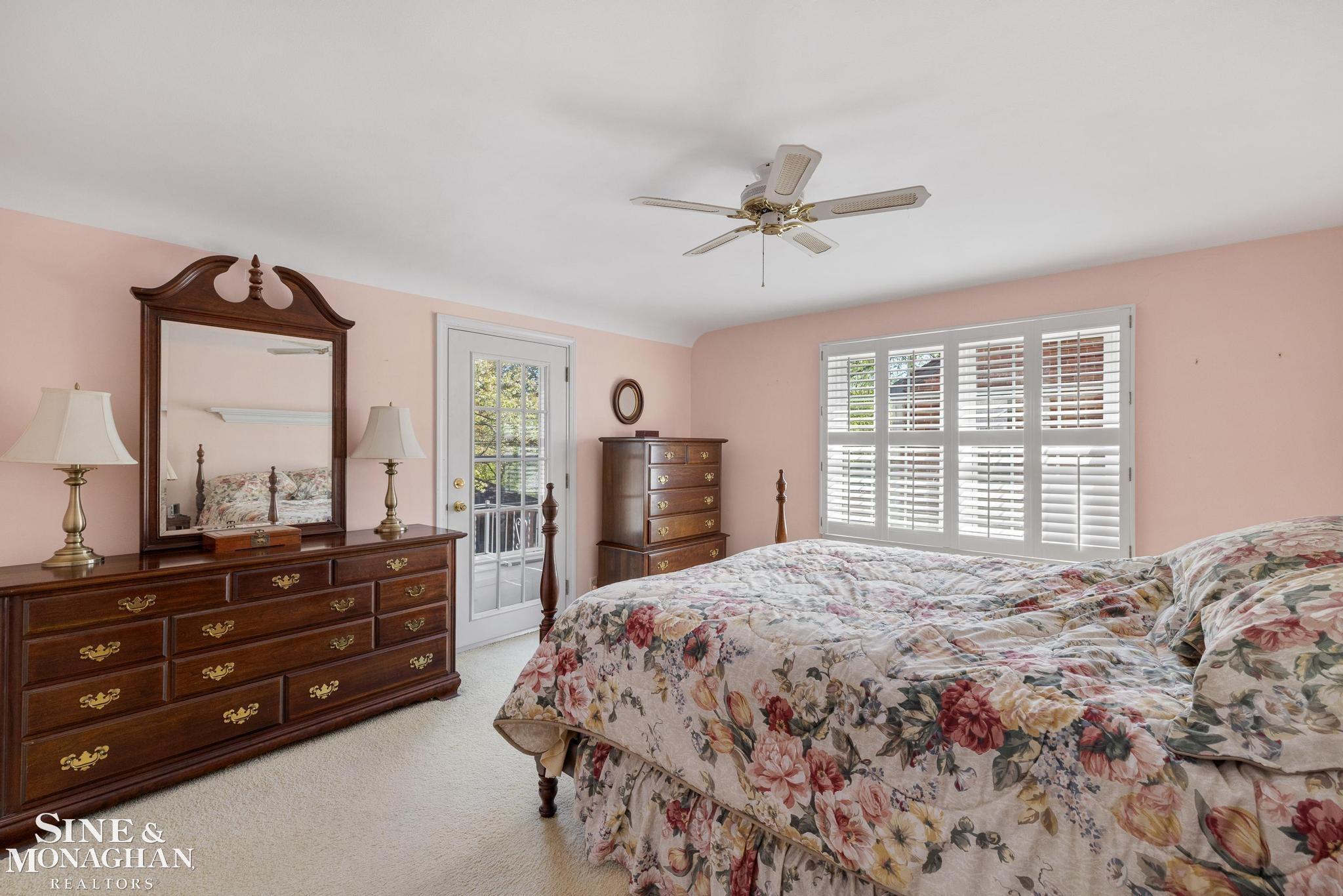 449 Allard Road, Grosse Pointe Farms, MI, 48236