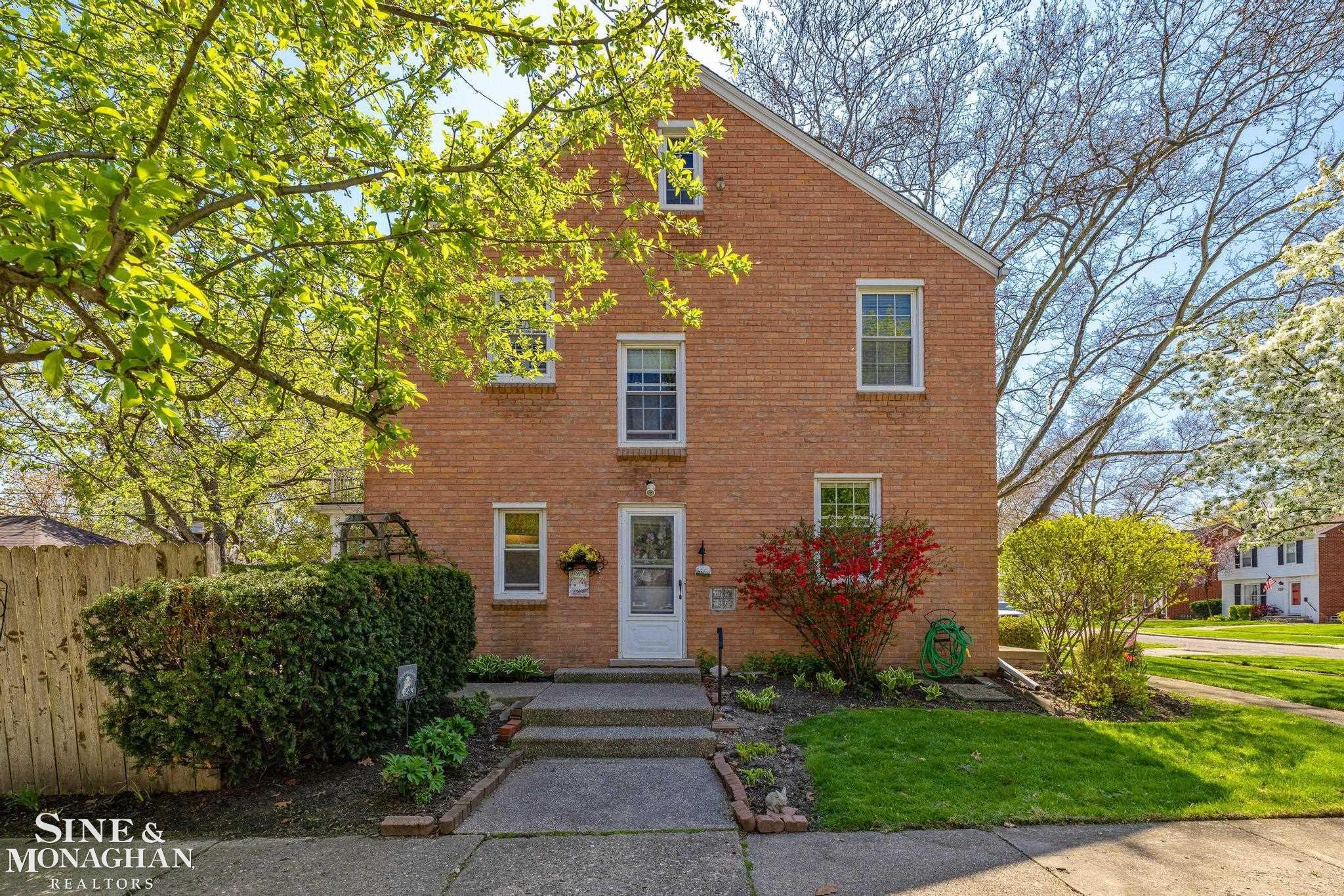 449 Allard Road, Grosse Pointe Farms, MI, 48236
