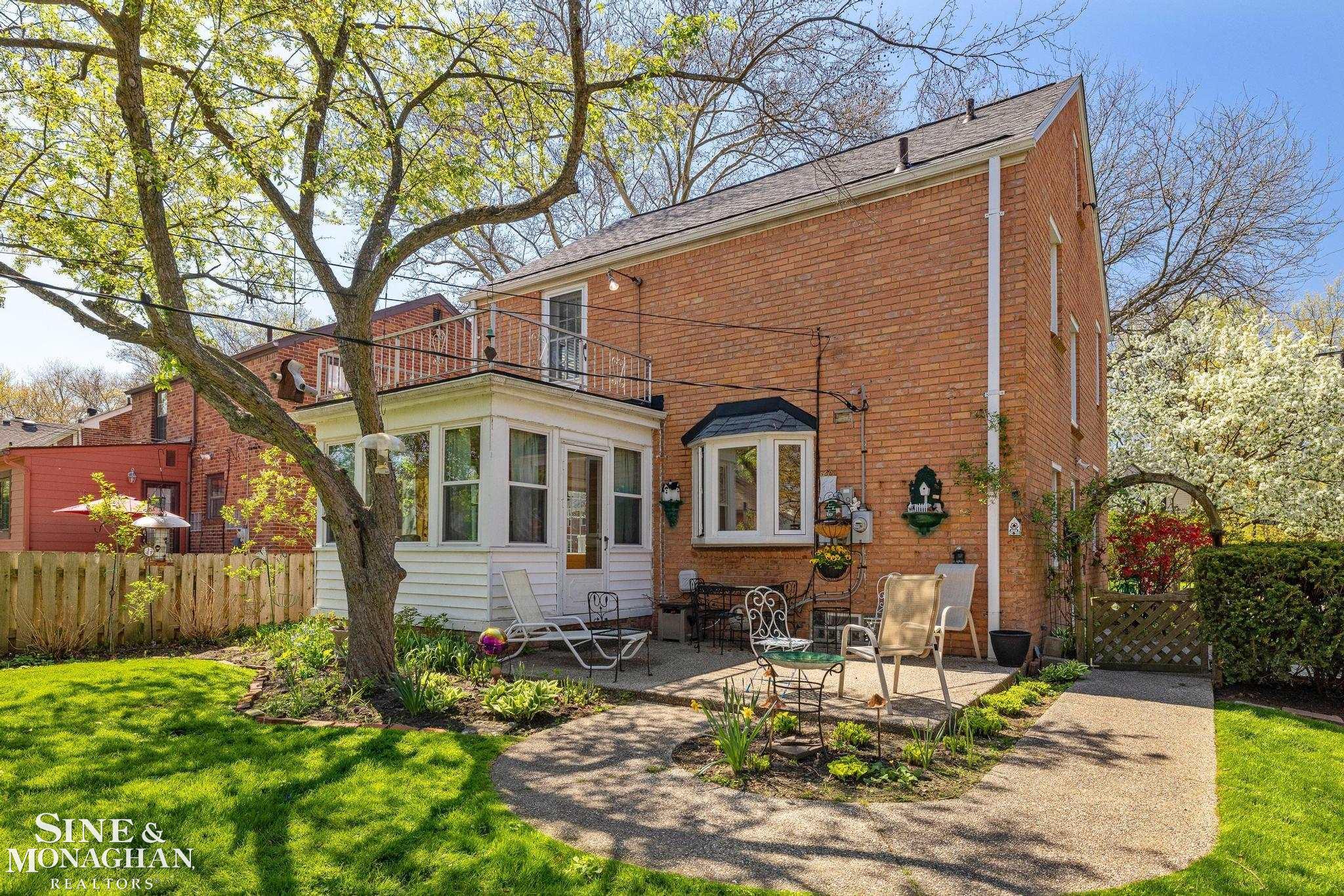 449 Allard Road, Grosse Pointe Farms, MI, 48236