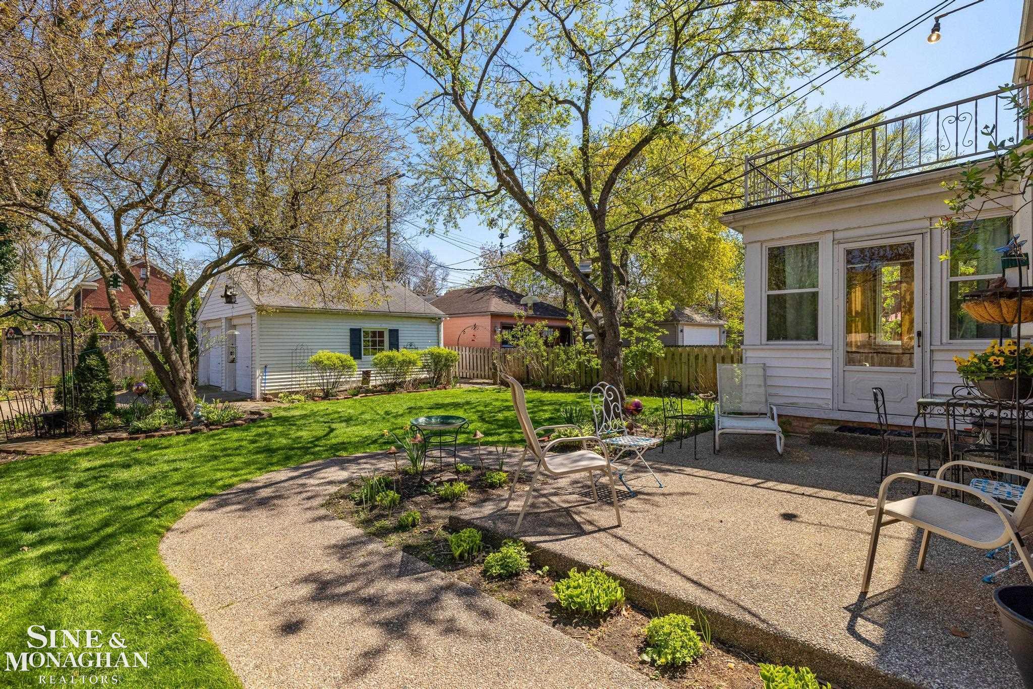 449 Allard Road, Grosse Pointe Farms, MI, 48236