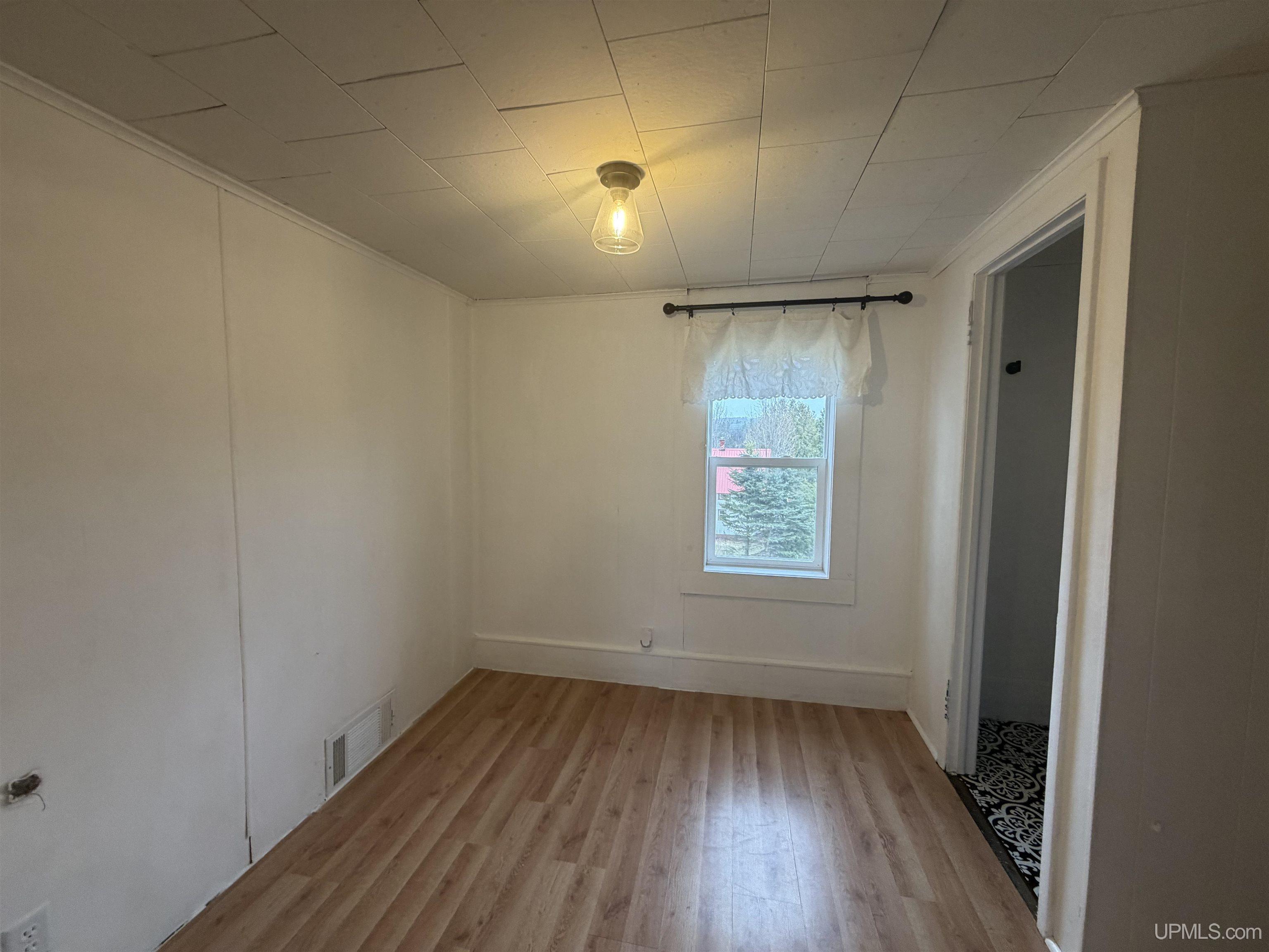475 River Street, Ishpeming, MI, 49849