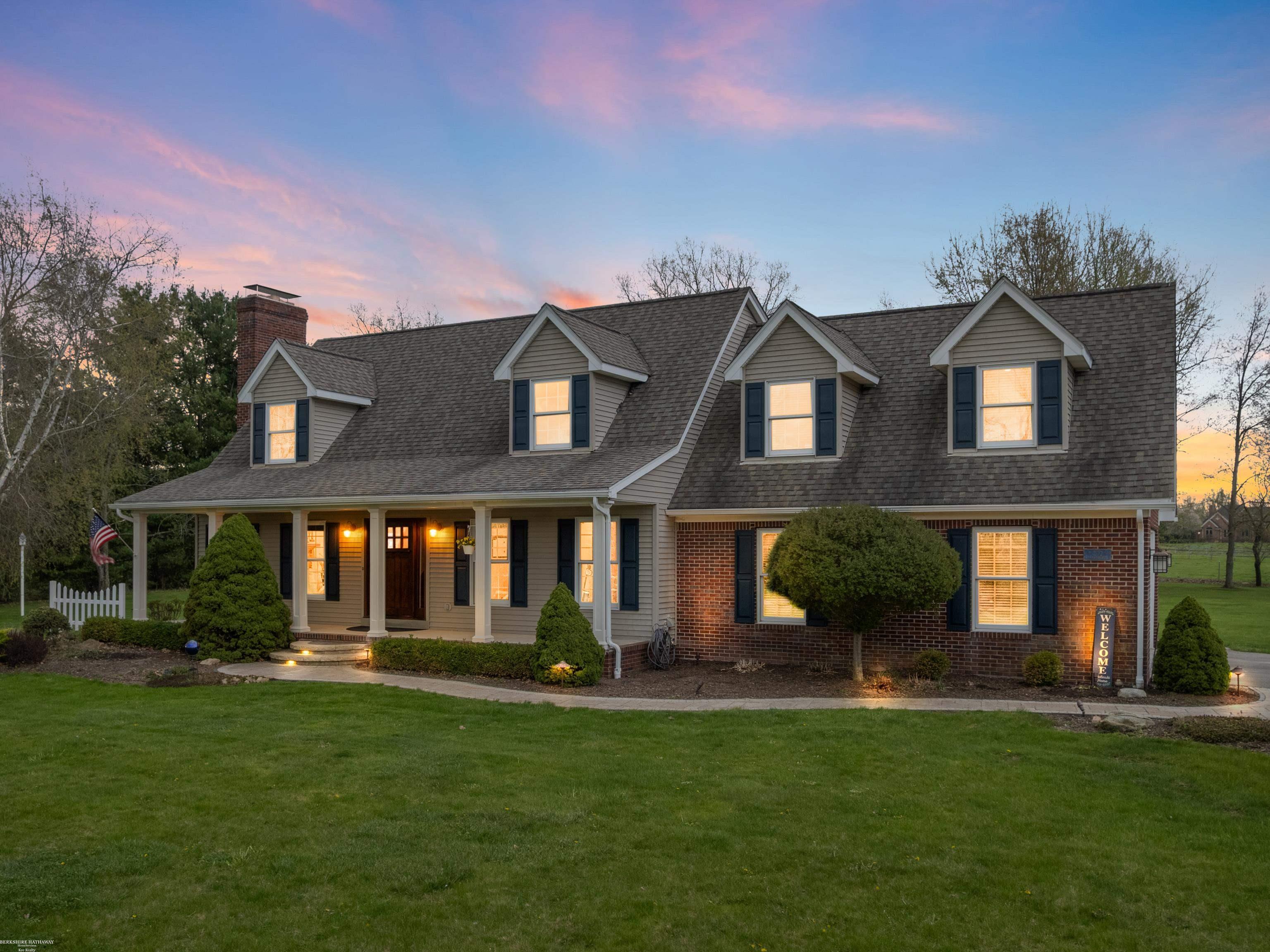202 Donna Mae Drive, Leonard, MI, 48367