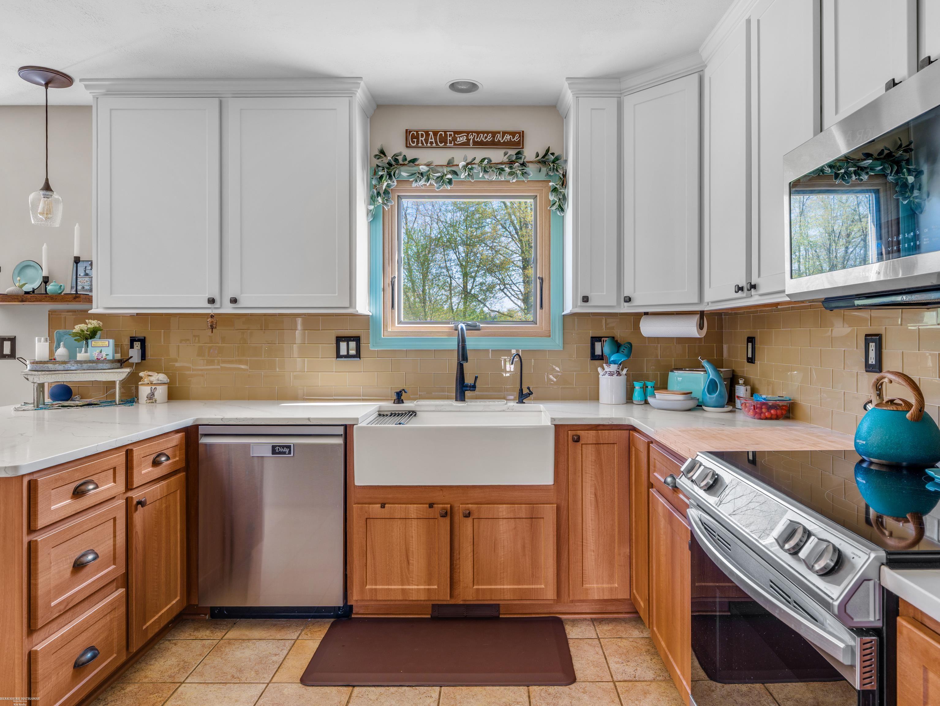 202 Donna Mae Drive, Leonard, MI, 48367