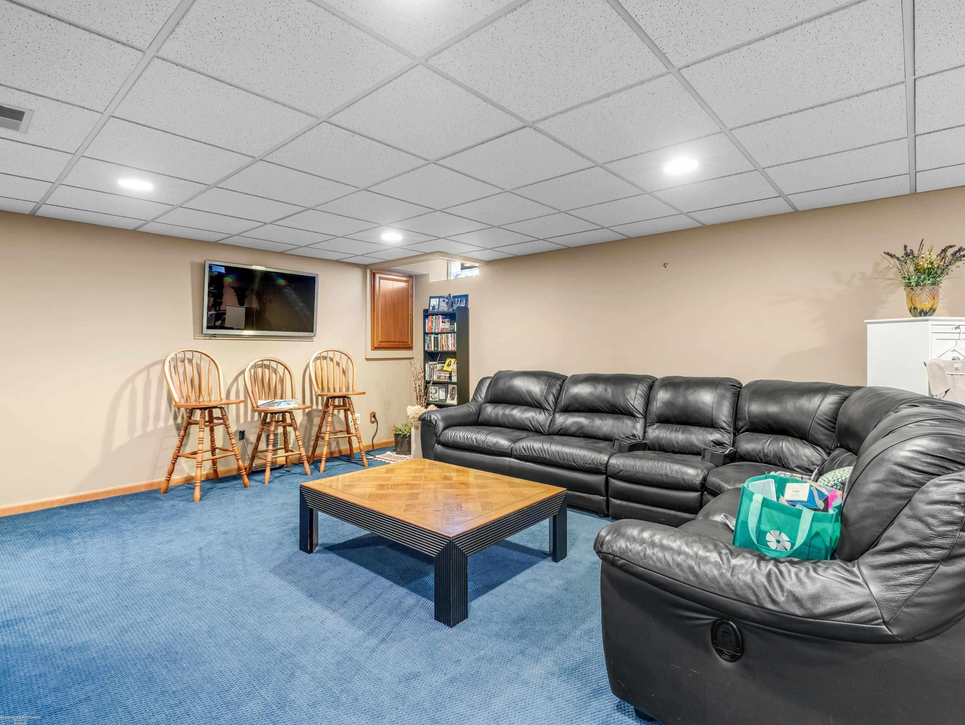 202 Donna Mae Drive, Leonard, MI, 48367