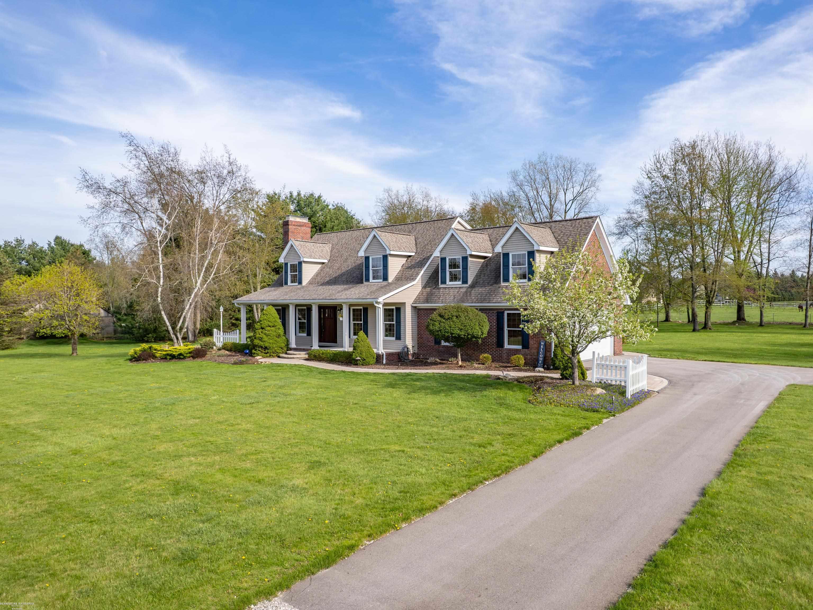 202 Donna Mae Drive, Leonard, MI, 48367