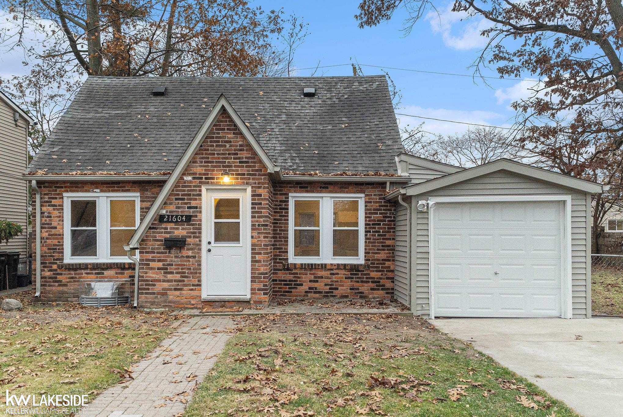 21604 Harper Lake Avenue, Saint Clair Shores, MI, 48080