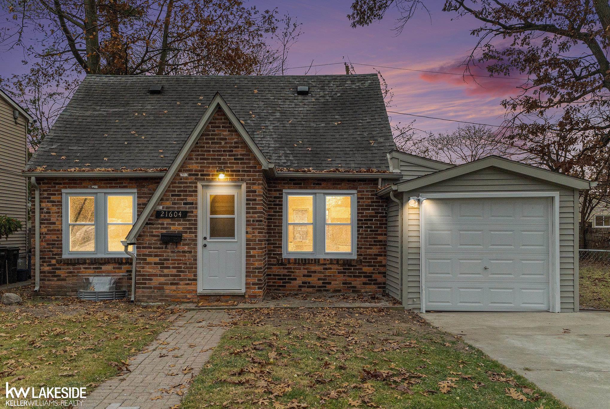 21604 Harper Lake Avenue, Saint Clair Shores, MI, 48080