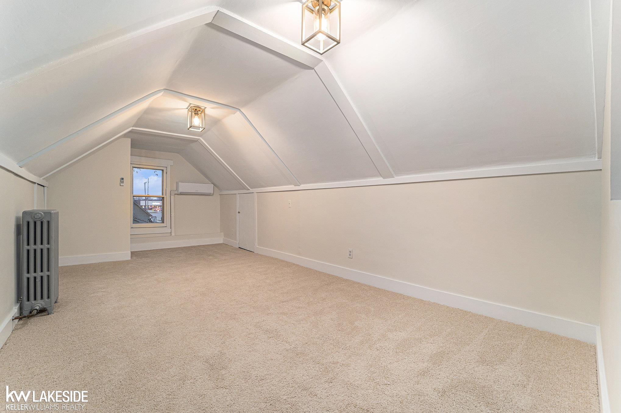 21604 Harper Lake Avenue, Saint Clair Shores, MI, 48080