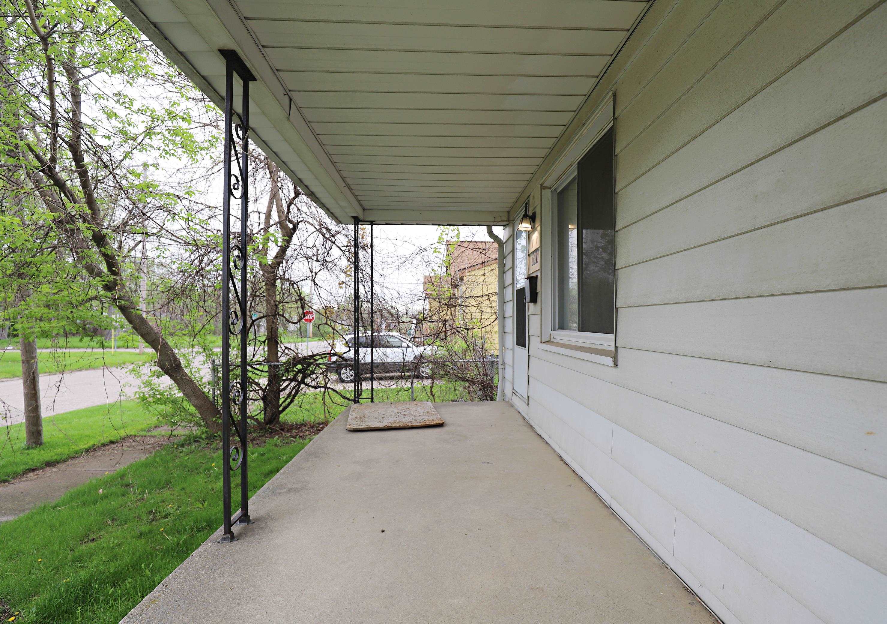 2807 Camden Avenue, Flint, MI, 48507