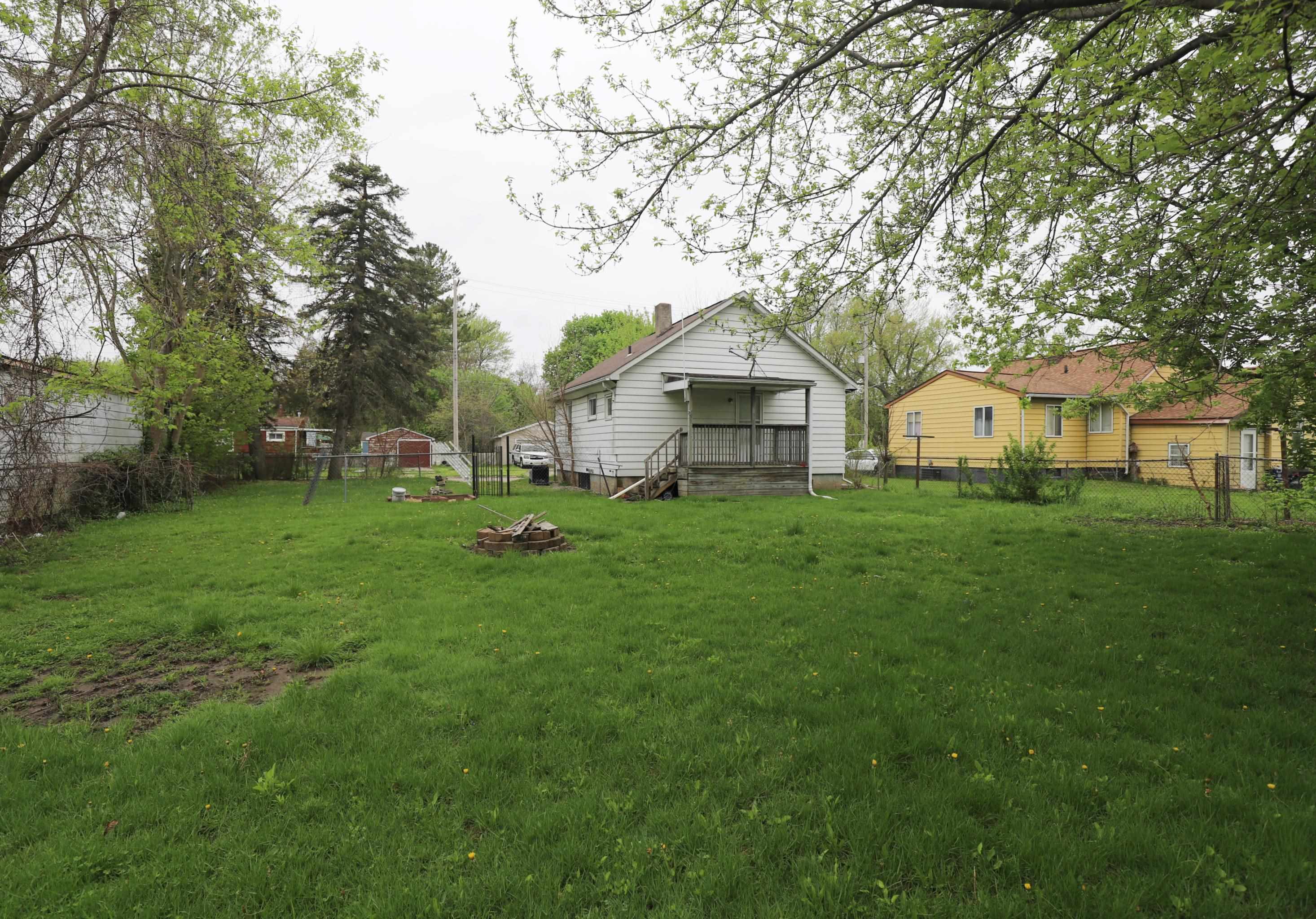 2807 Camden Avenue, Flint, MI, 48507