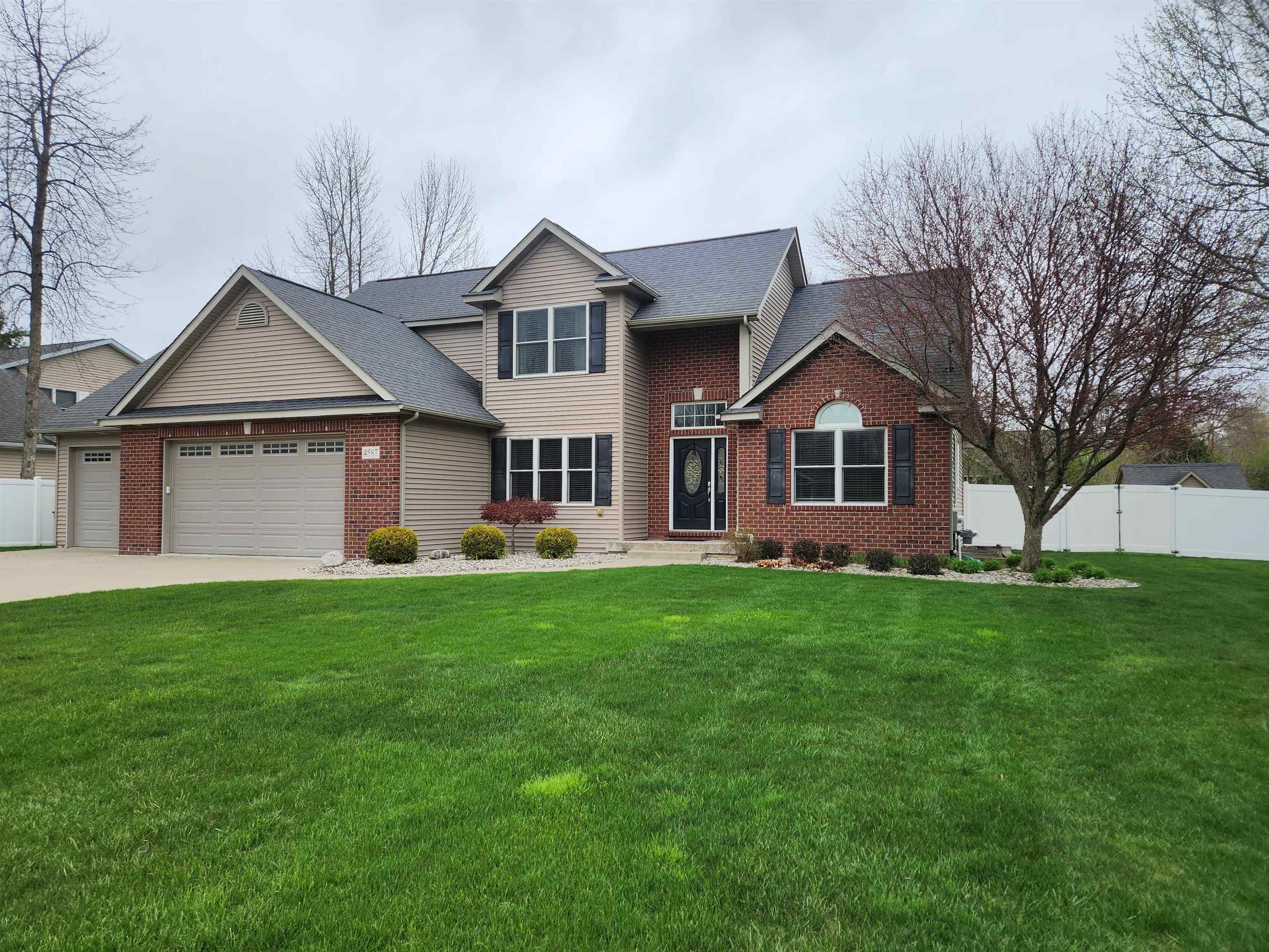 4587 Eastwood Drive, Auburn, MI, 48611