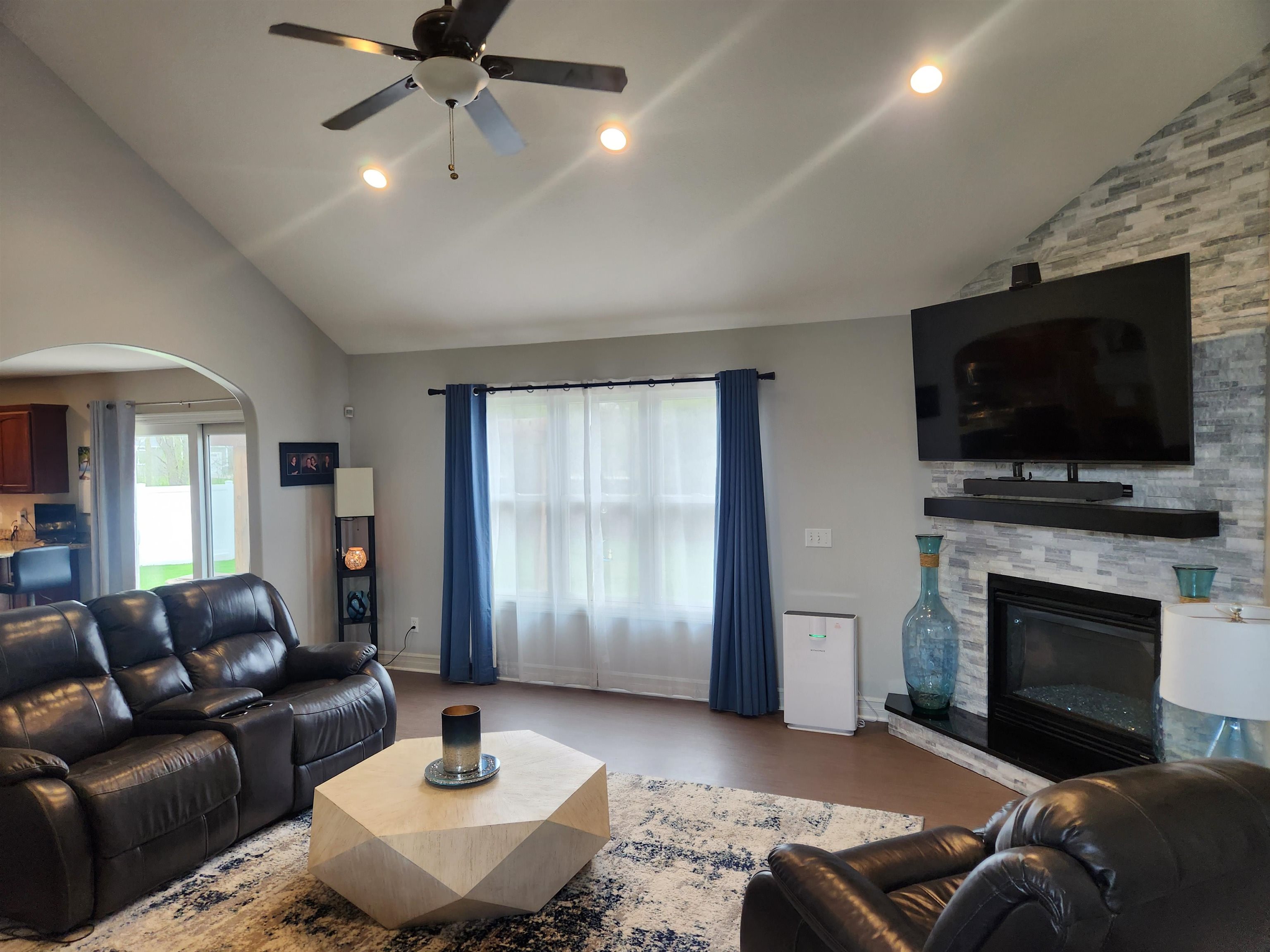 4587 Eastwood Drive, Auburn, MI, 48611