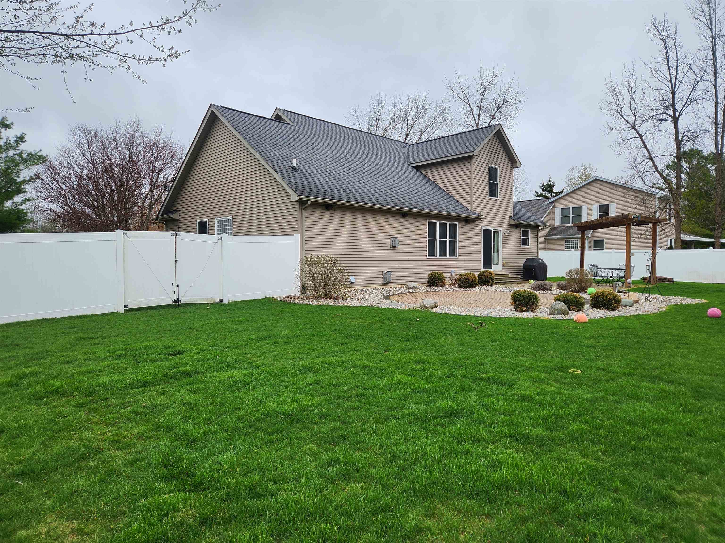 4587 Eastwood Drive, Auburn, MI, 48611