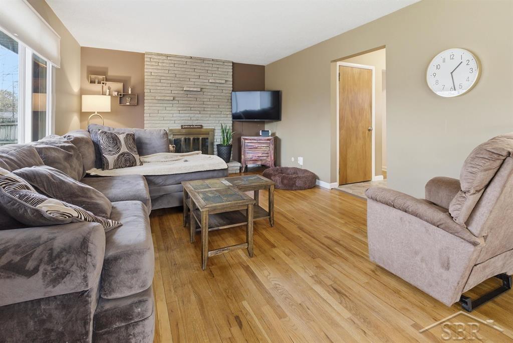 2811 Dina Street, Midland, MI, 48642