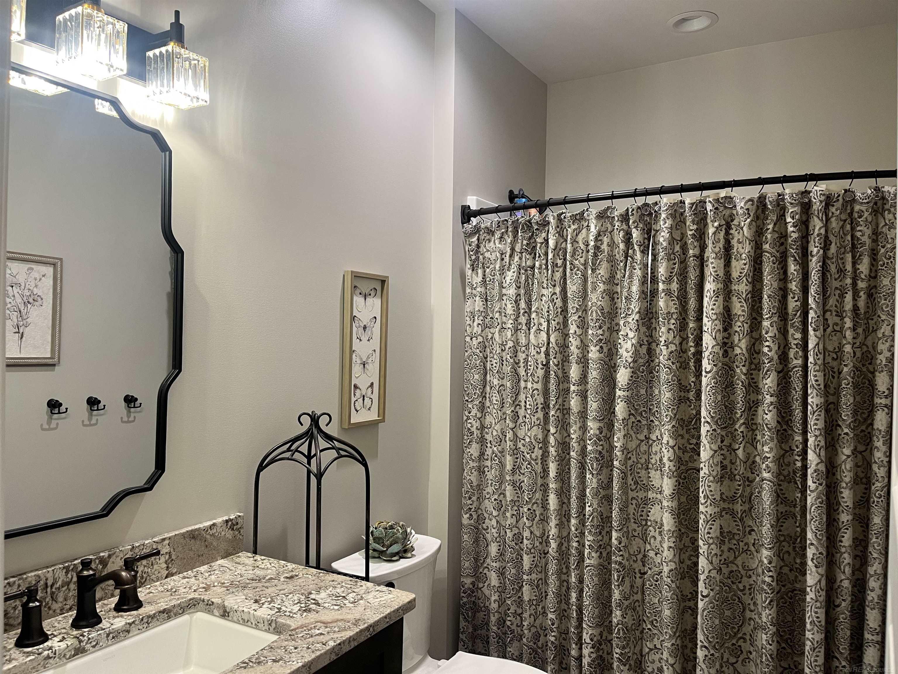 184 N Queens Creek Drive, Frankenmuth, MI, 48734