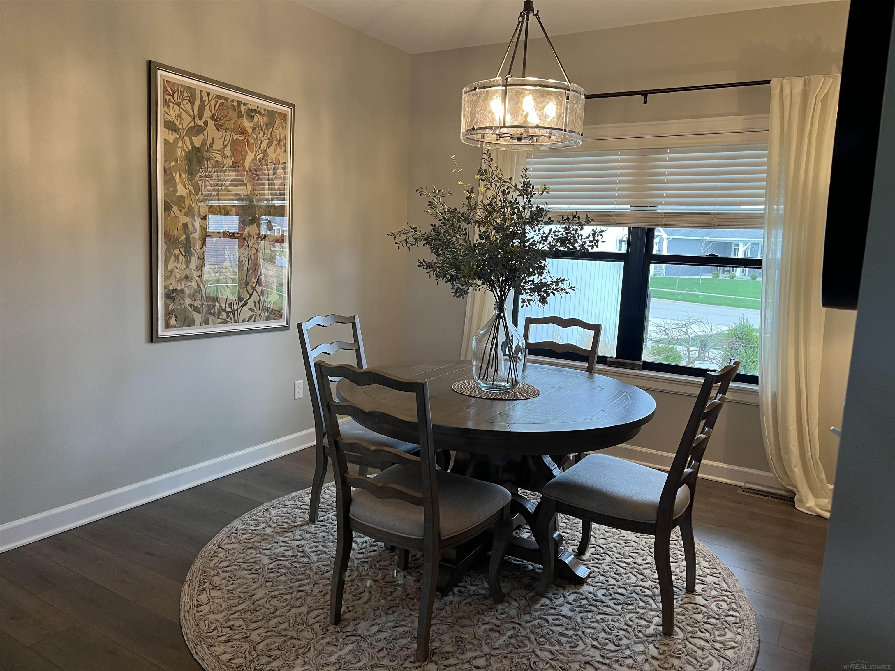 184 N Queens Creek Drive, Frankenmuth, MI, 48734