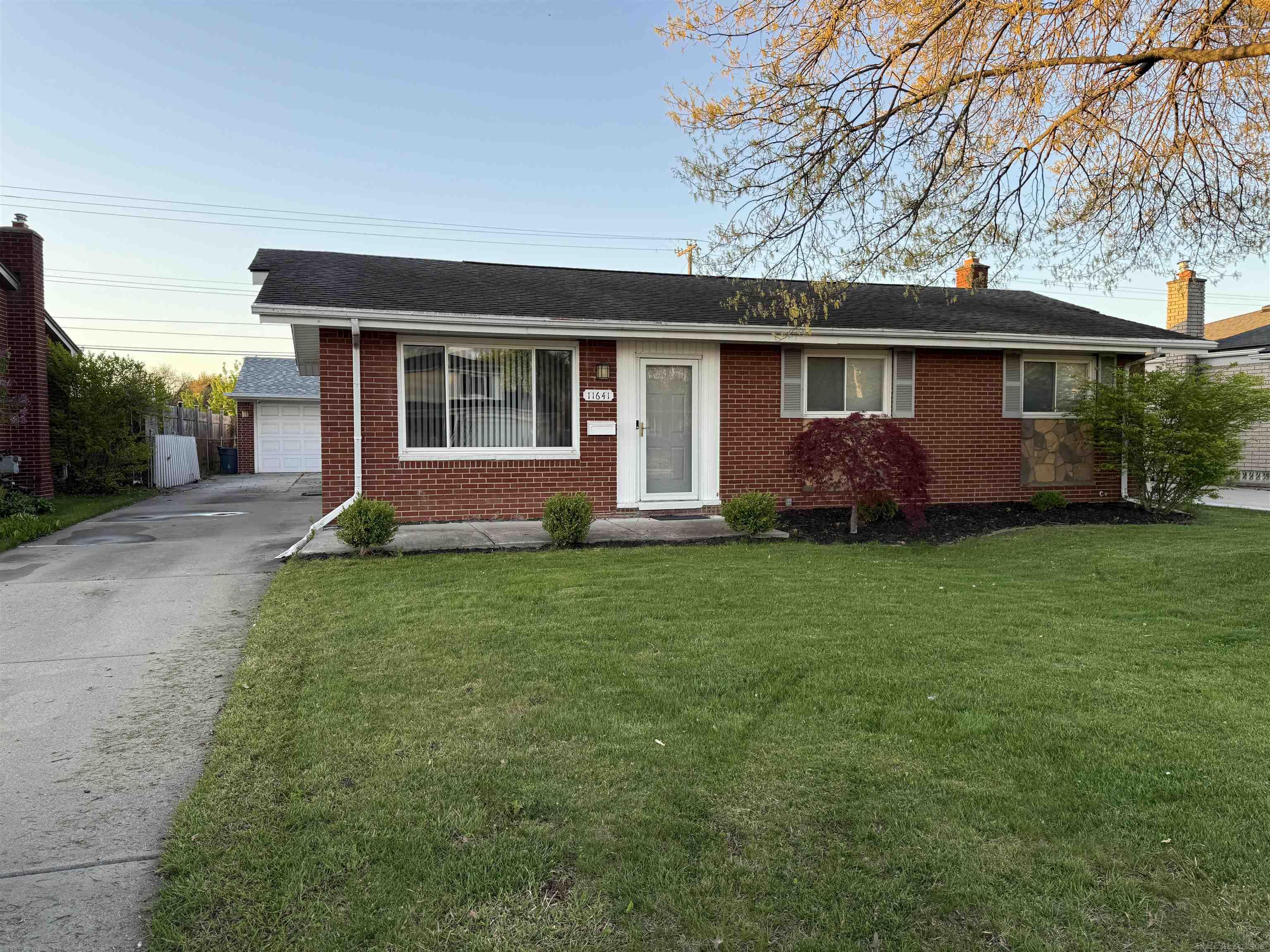 11641 Brougham Drive, Sterling Heights, MI, 48312