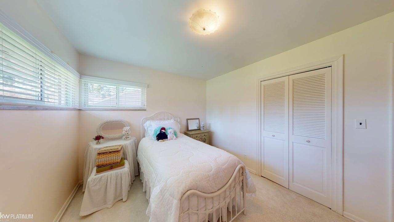 1331 Fieldway Drive, Bloomfield Hills, MI, 48302