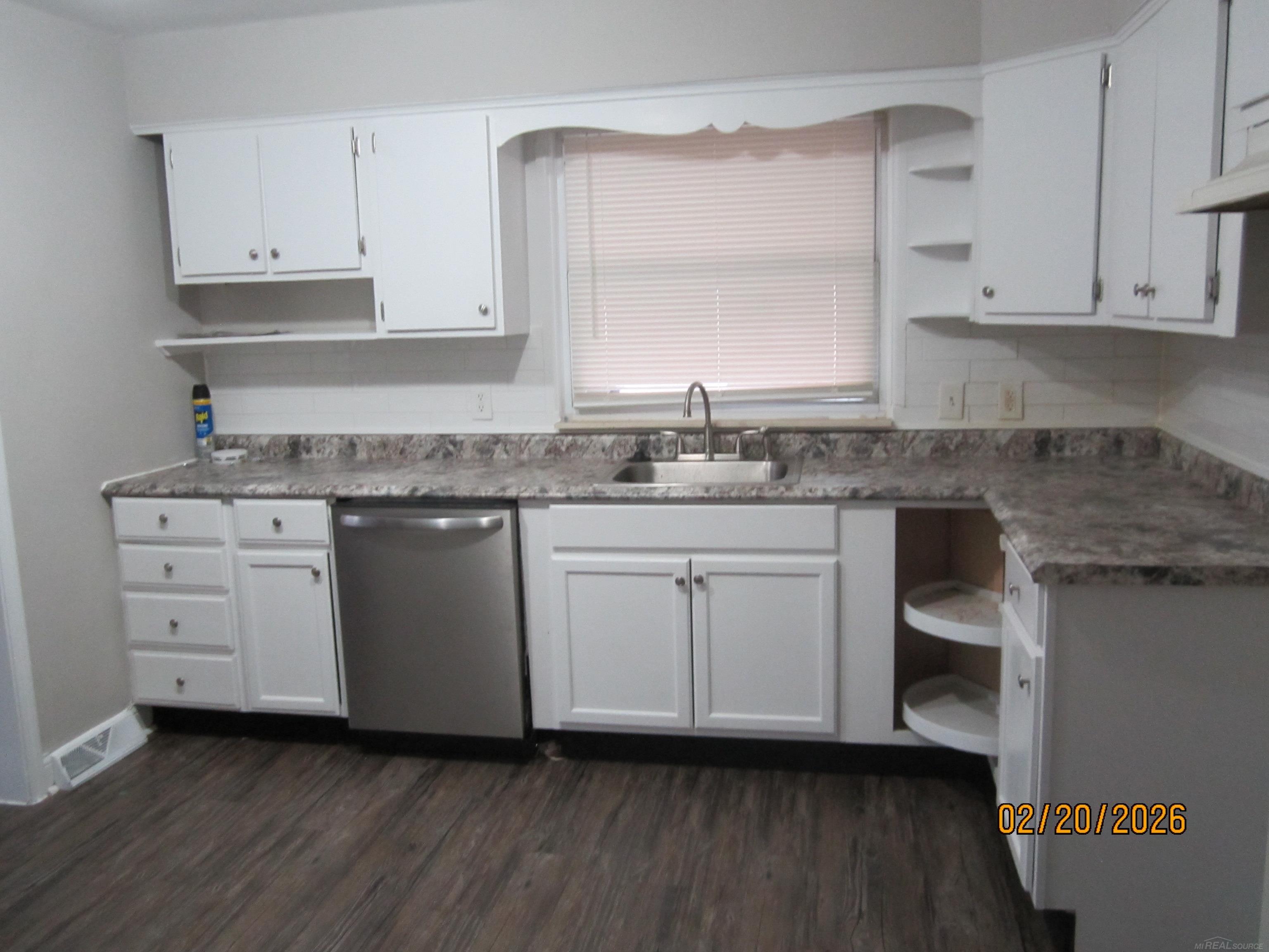 26700 Hopkins Street, Inkster, MI, 48141