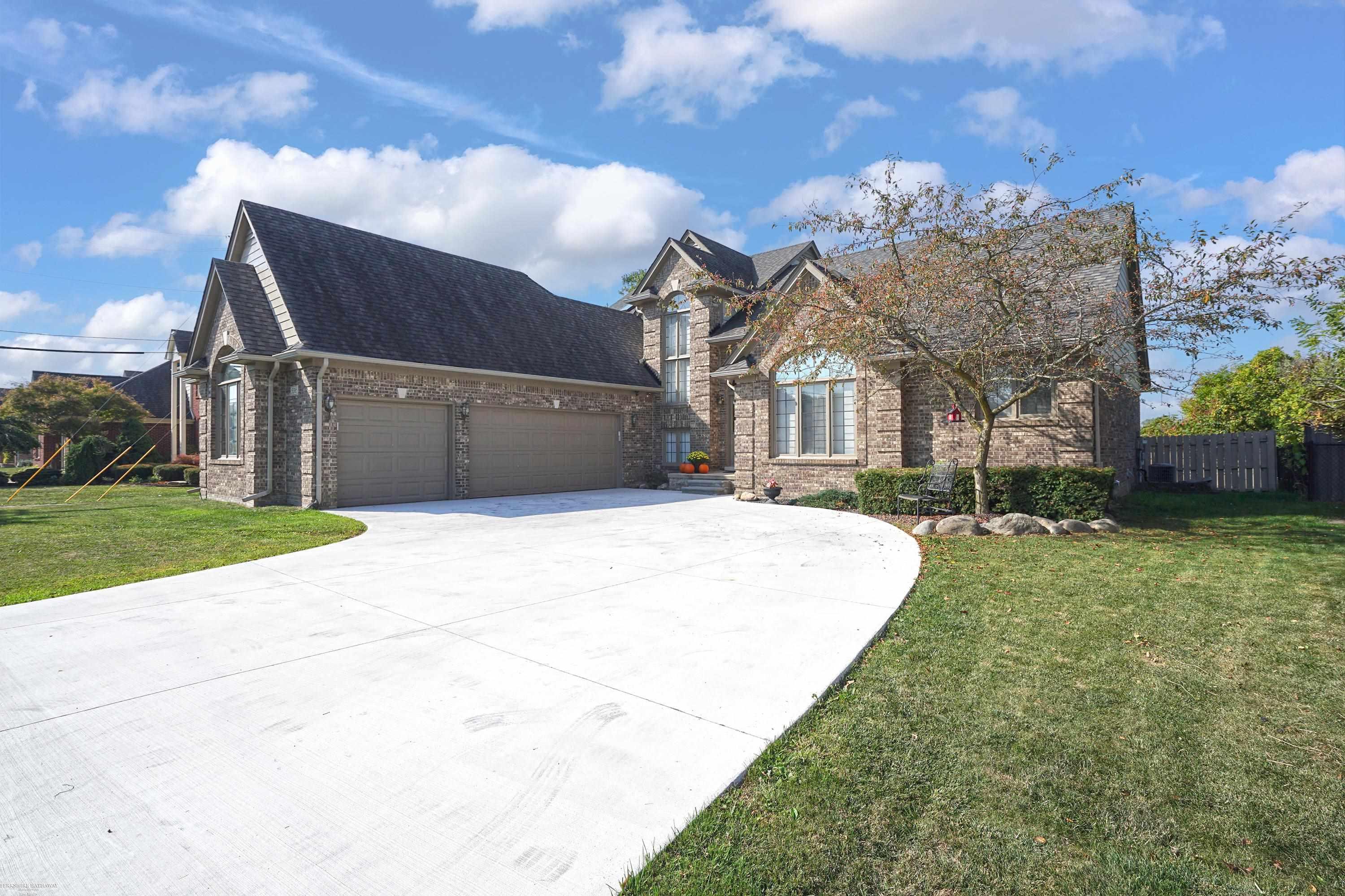 51385 Baker Road, Chesterfield, MI, 48047