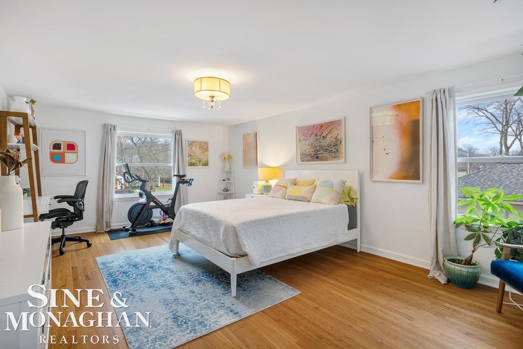 565 Lochmoor Boulevard, Grosse Pointe Woods, MI, 48236